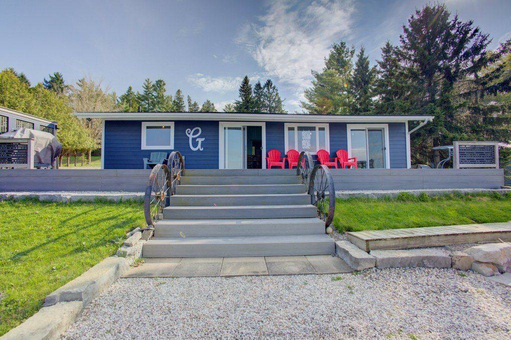 Mapleton, ON N0G 1P0,137 Road 100 N/A