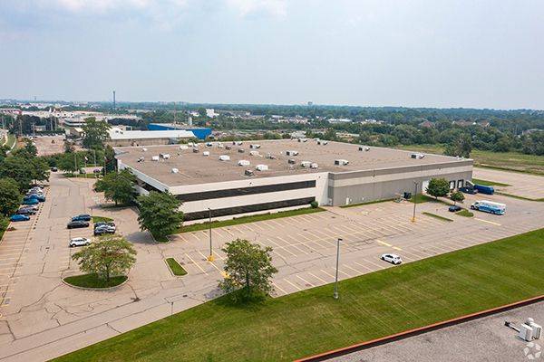 3450 Harvester RD #Unit 3A, Burlington, ON L7N 3W5