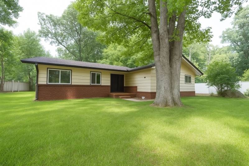 Hopatcong Boro, NJ 07874,8 Harris Ave