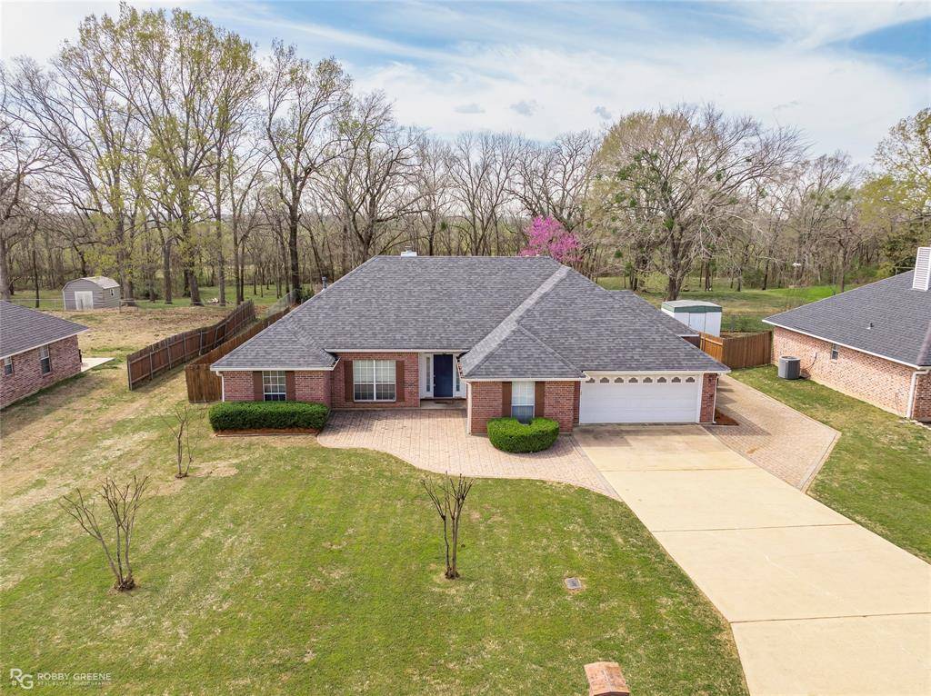 Benton, LA 71006,220 Country Club Drive