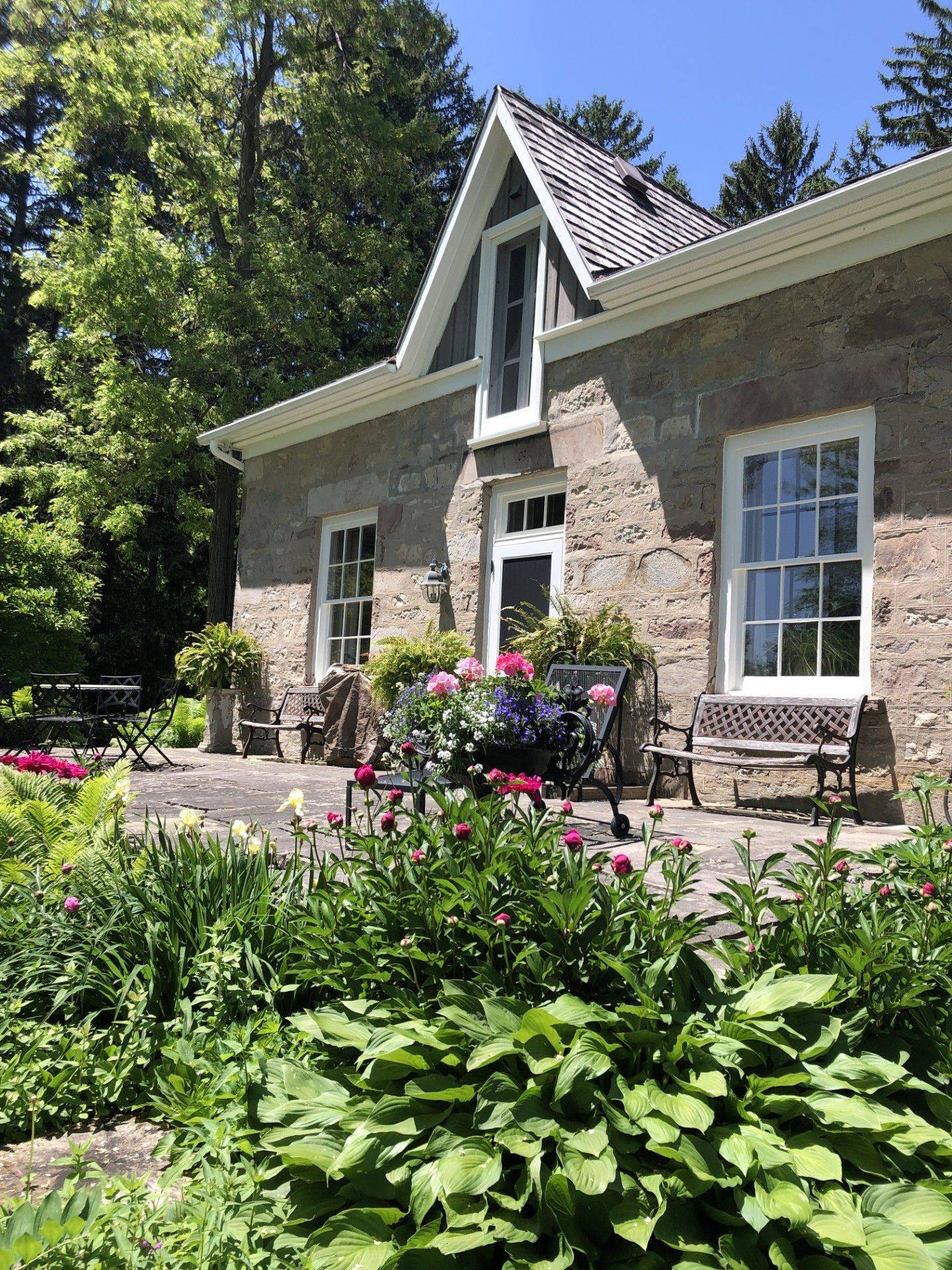 Caledon, ON L7C 1V9,16261 Shaws Creek RD