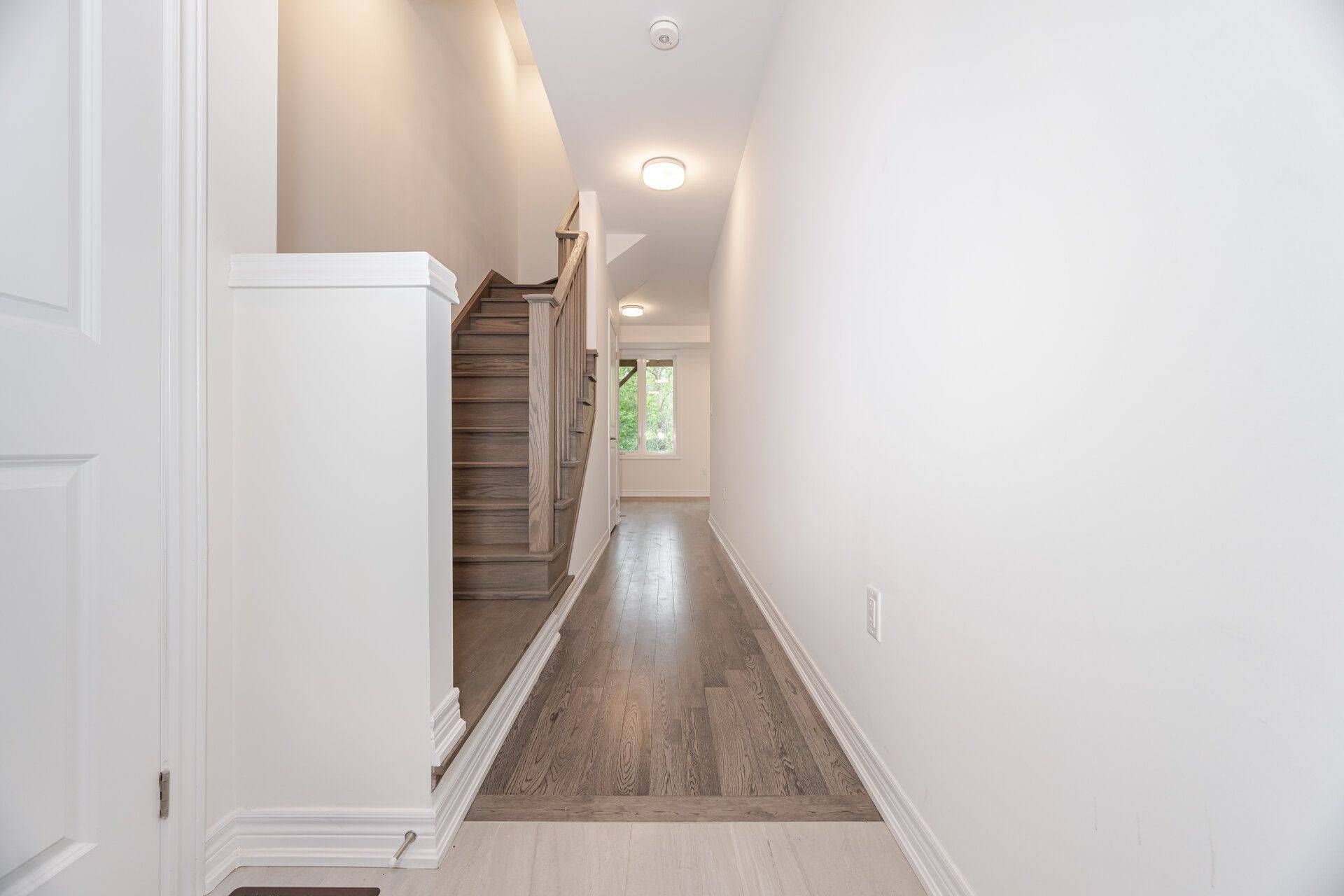 Brampton, ON L6Y 6L3,48 Folcroft ST