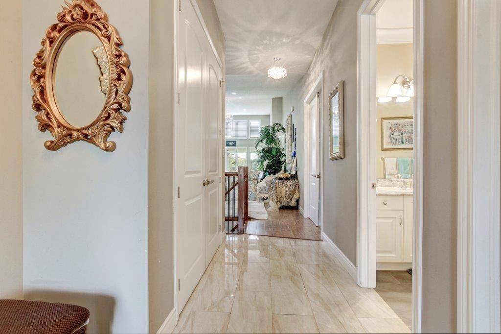 London North, ON N6G 0C4,1327 Eagletrace DR