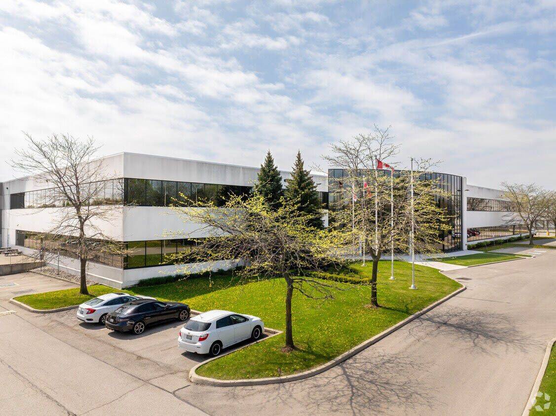 Burlington, ON L7N 3W5,3450 Harvester RD #Unit 2