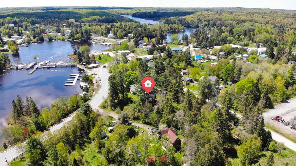 Magnetawan, ON P0A 1P0,51 Biddy ST