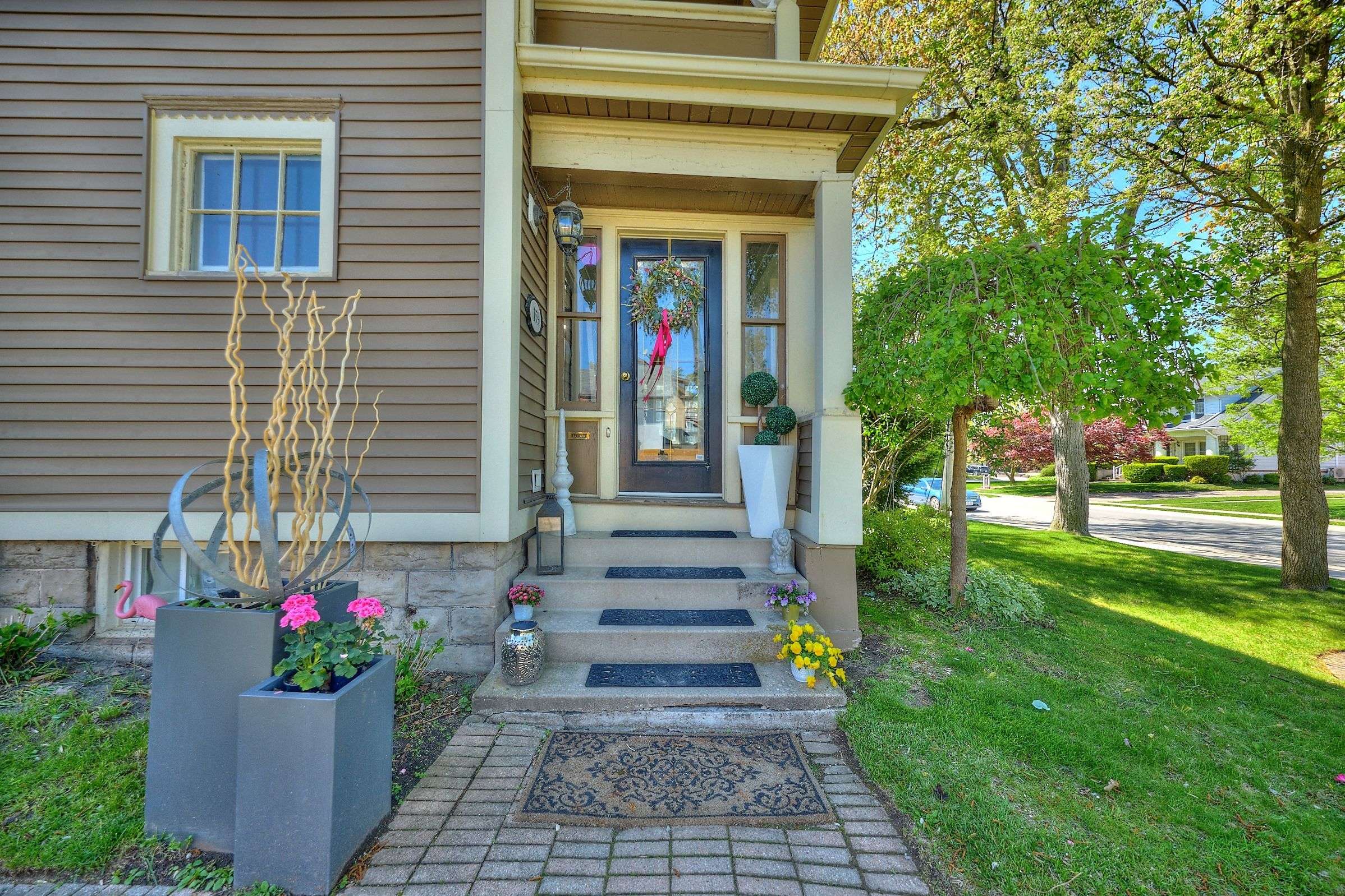 Welland, ON L3C 4T7,159 Merritt ST W