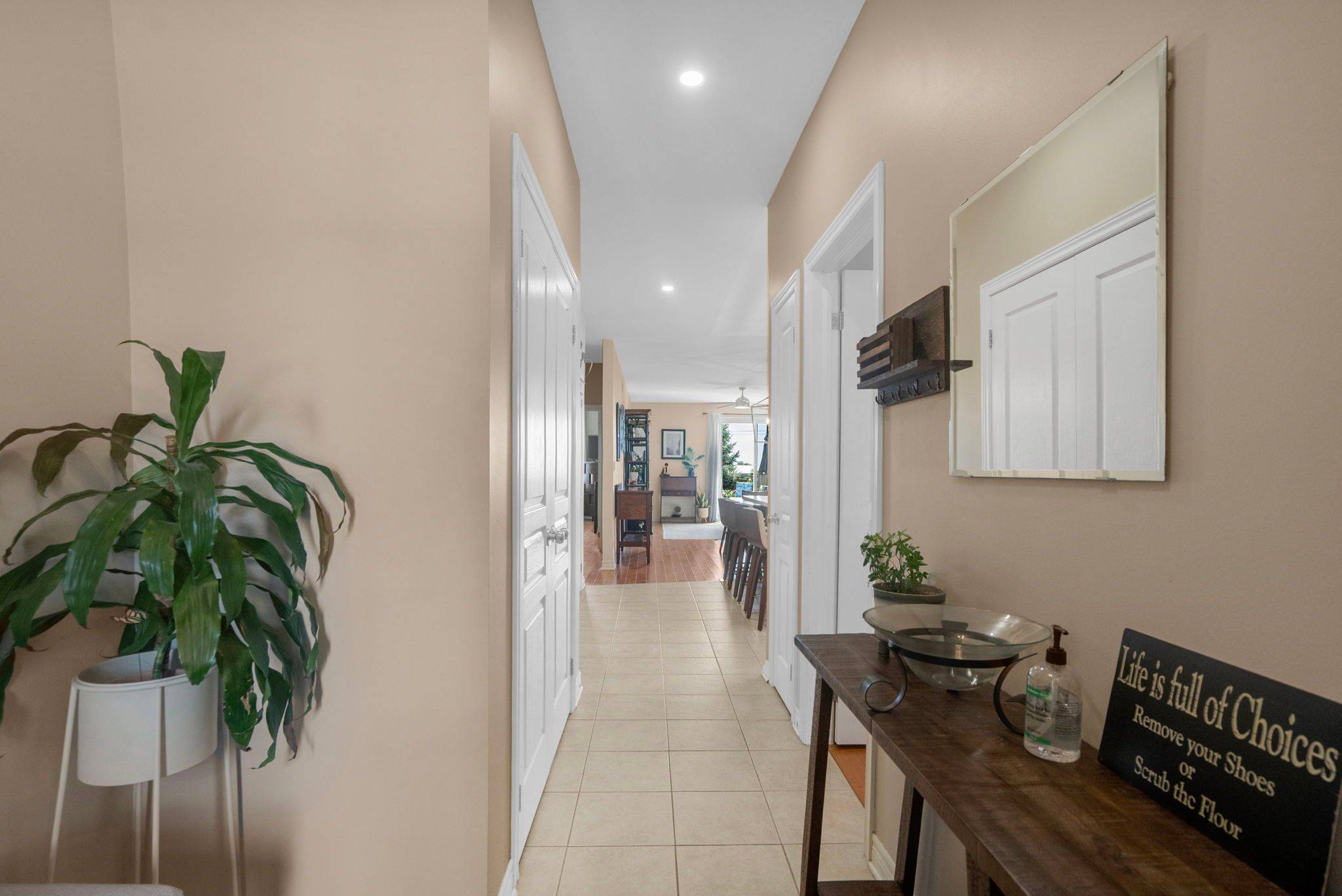 Lincoln, ON L0R 1B6,4324 Lindsey CRES