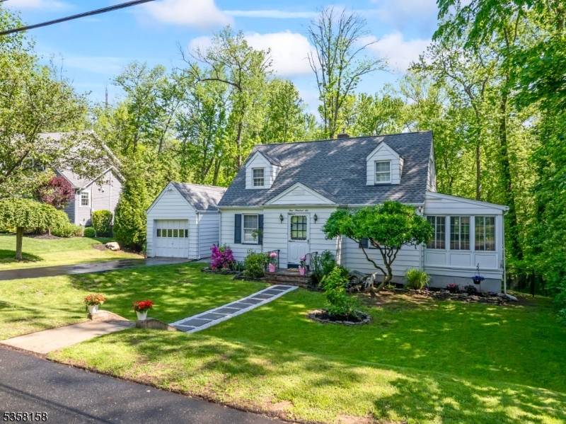 Cranford Twp., NJ 07016,106 Mohawk Dr