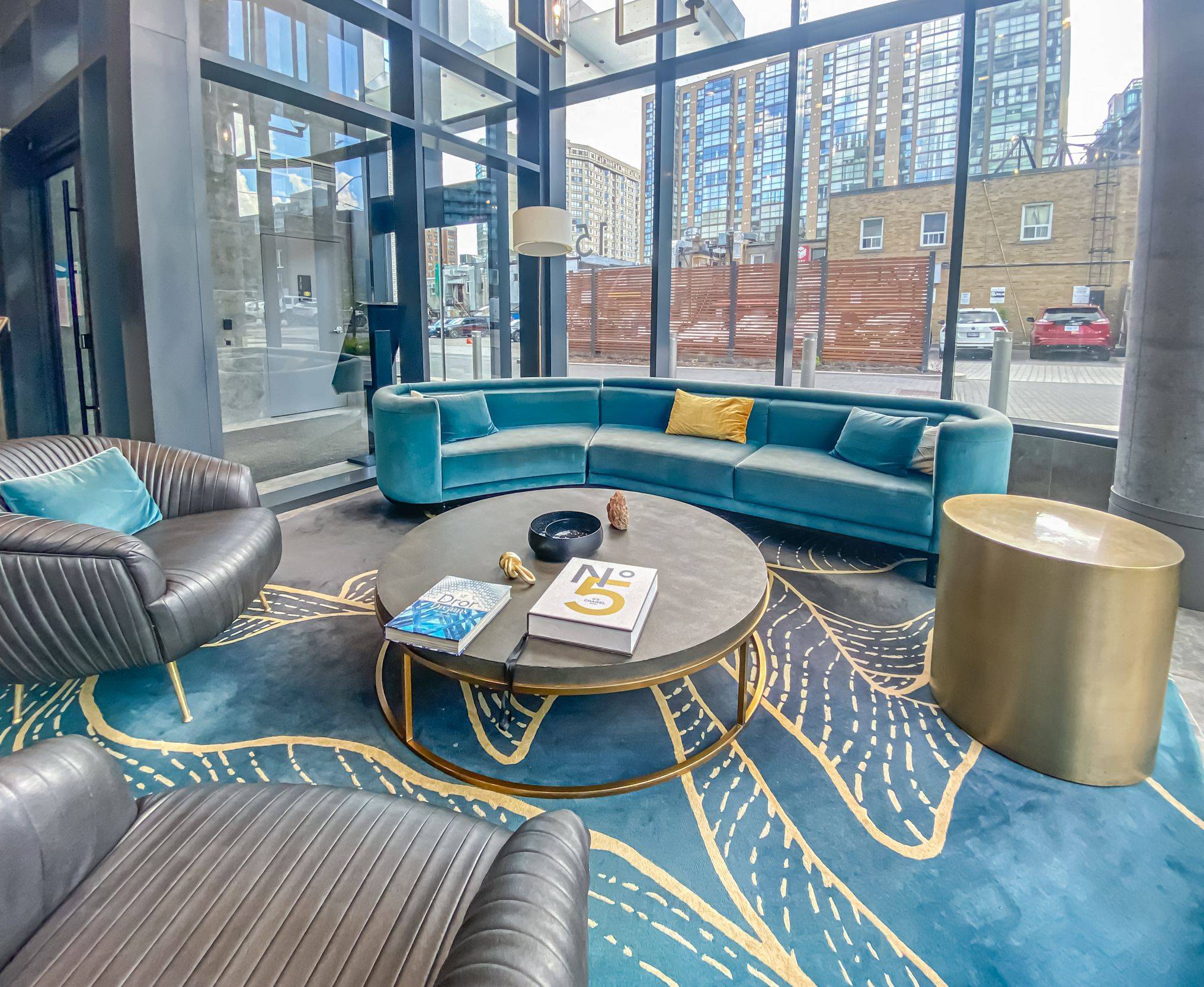 Toronto C14, ON M2N 0L4,15 Holmes AVE #2712
