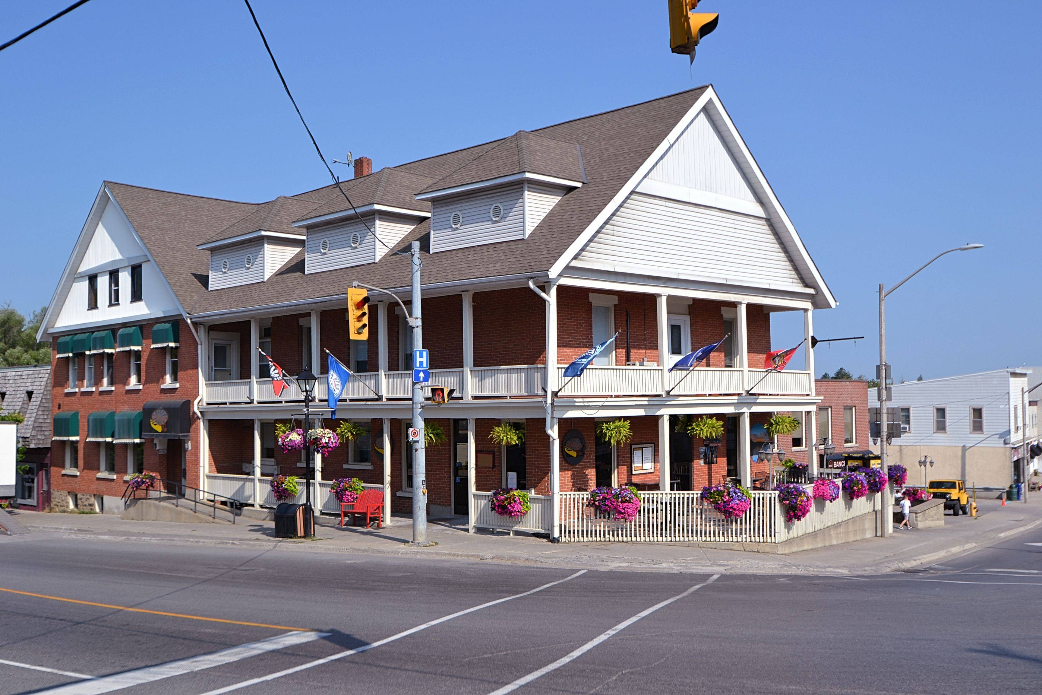 Bancroft, ON K0L 1C0,2 Bridge ST W