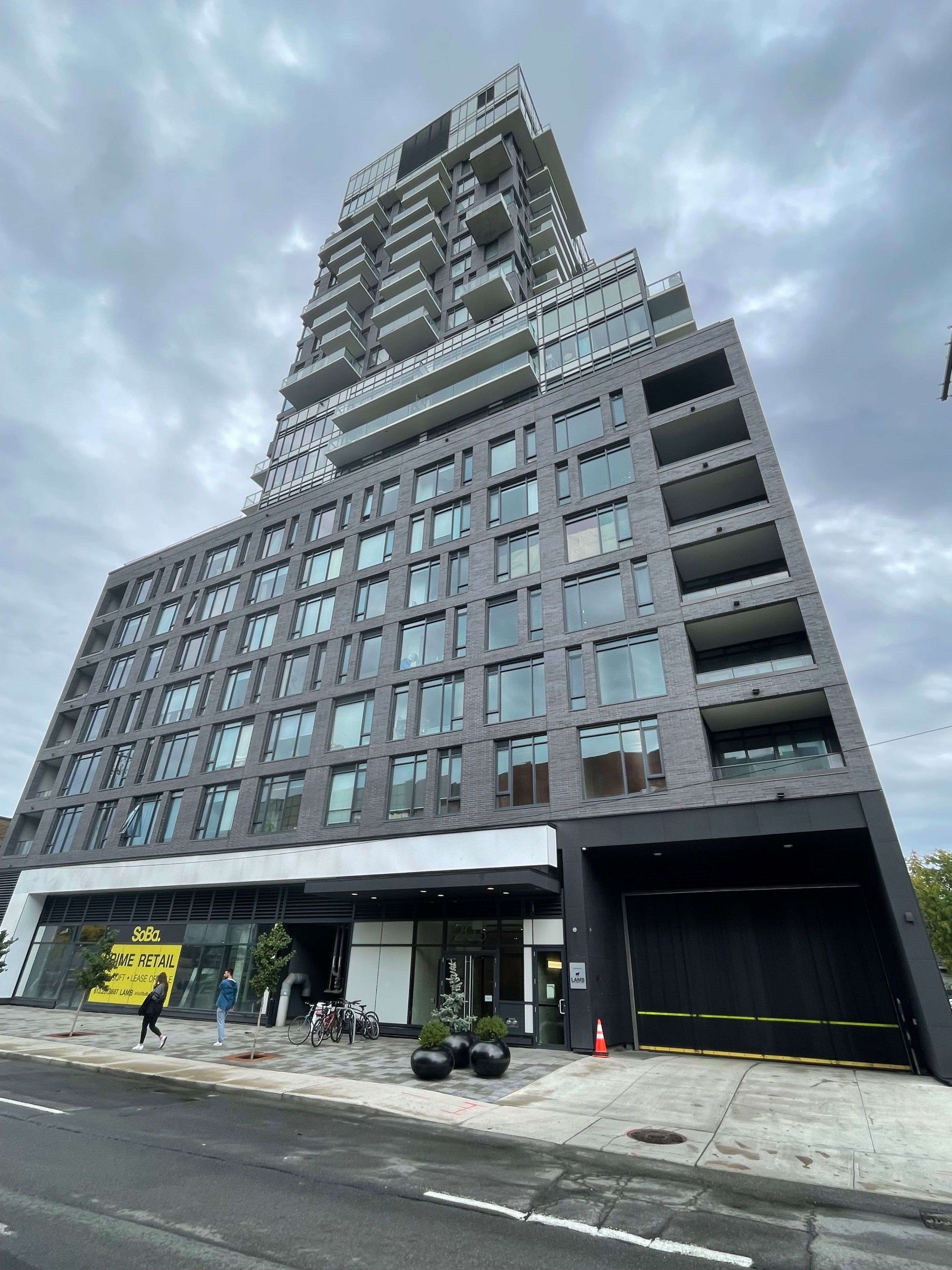 Ottawa Centre, ON K2P 1J5,203 Catherine ST #310