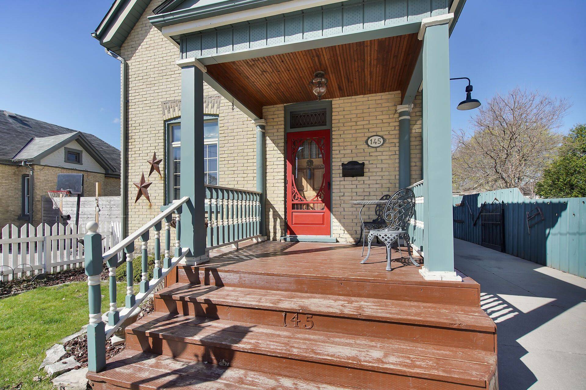London East, ON N5Z 2J4,145 Price ST