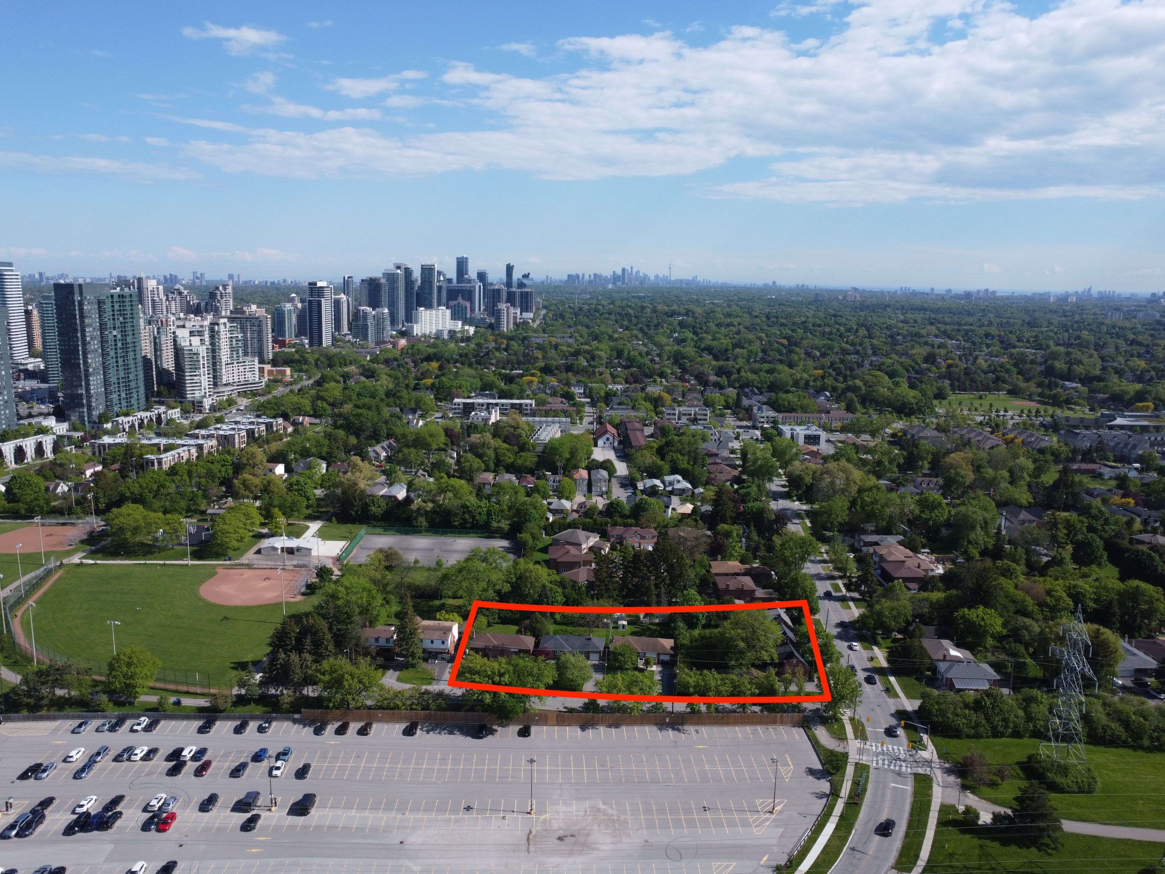 Toronto C07, ON M2M 1S1,77 Talbot RD