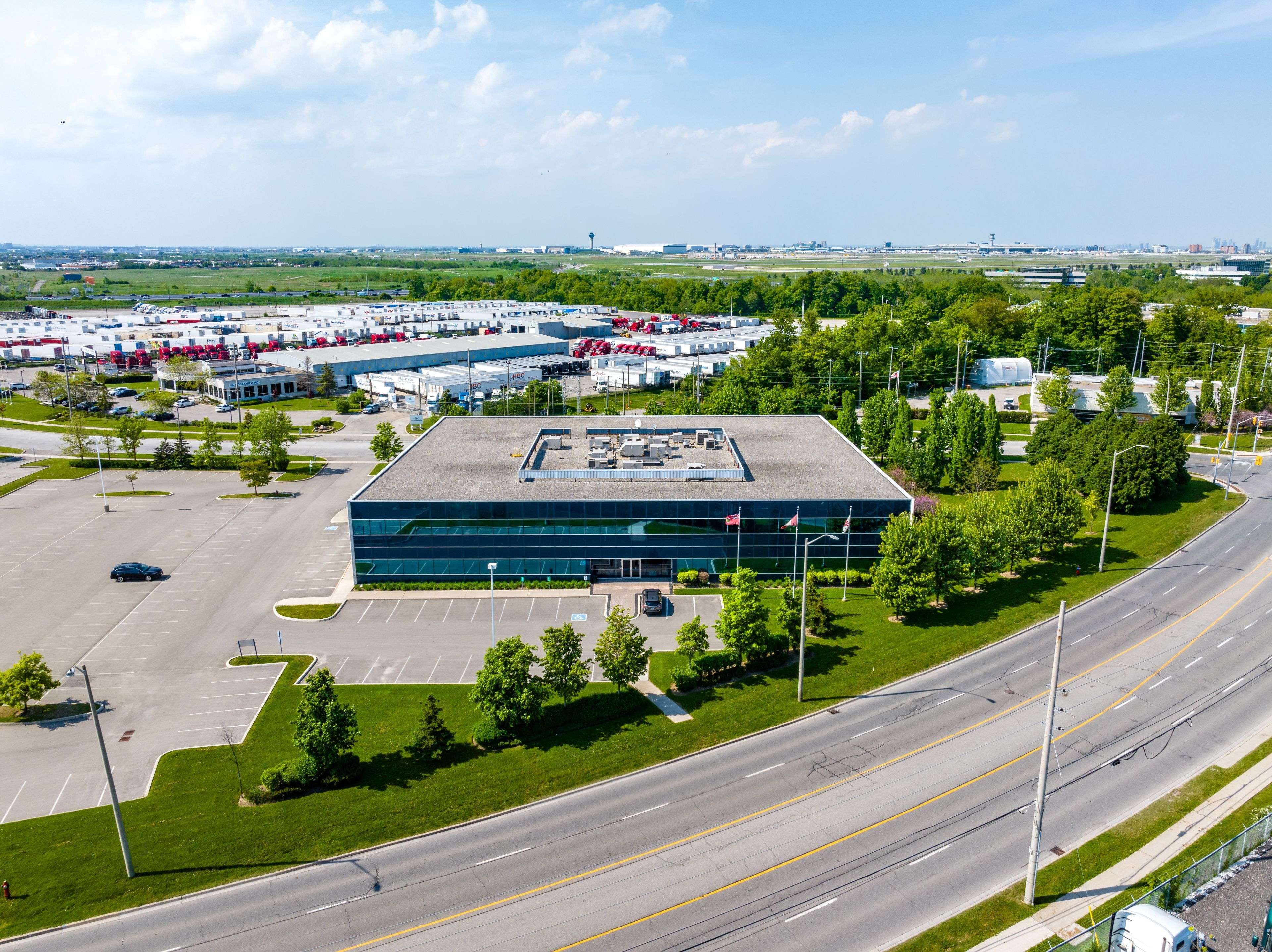 Mississauga, ON L4W 5L5,5350 Creekbank RD #One Flr