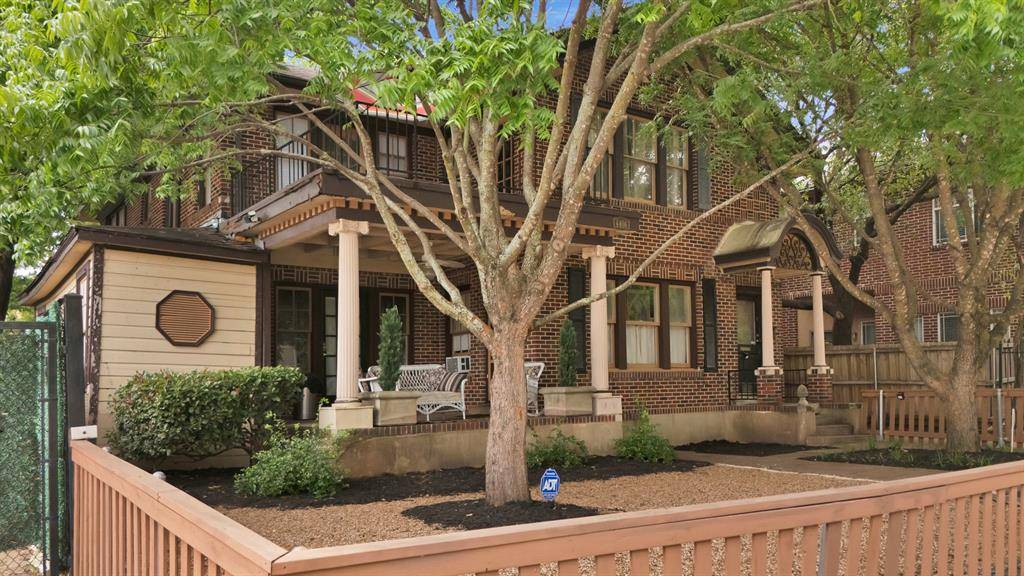 Dallas, TX 75246,4408 Worth Street