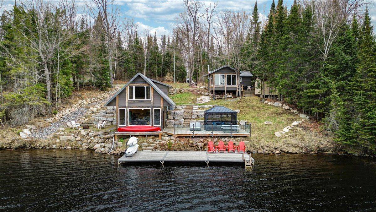Hastings Highlands, ON K0L 2S0,539B Dog Bay RD