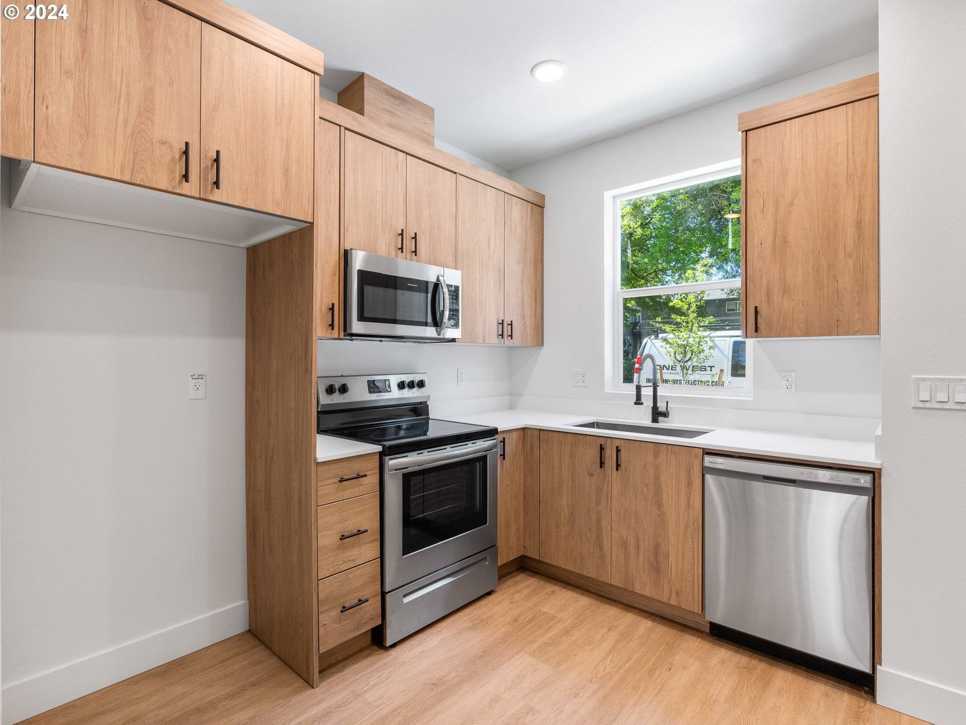 Portland, OR 97203,6611 N Fessenden ST