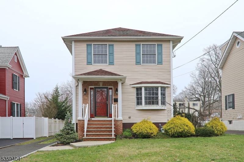 Cranford Twp., NJ 07016,207 Walnut Ave