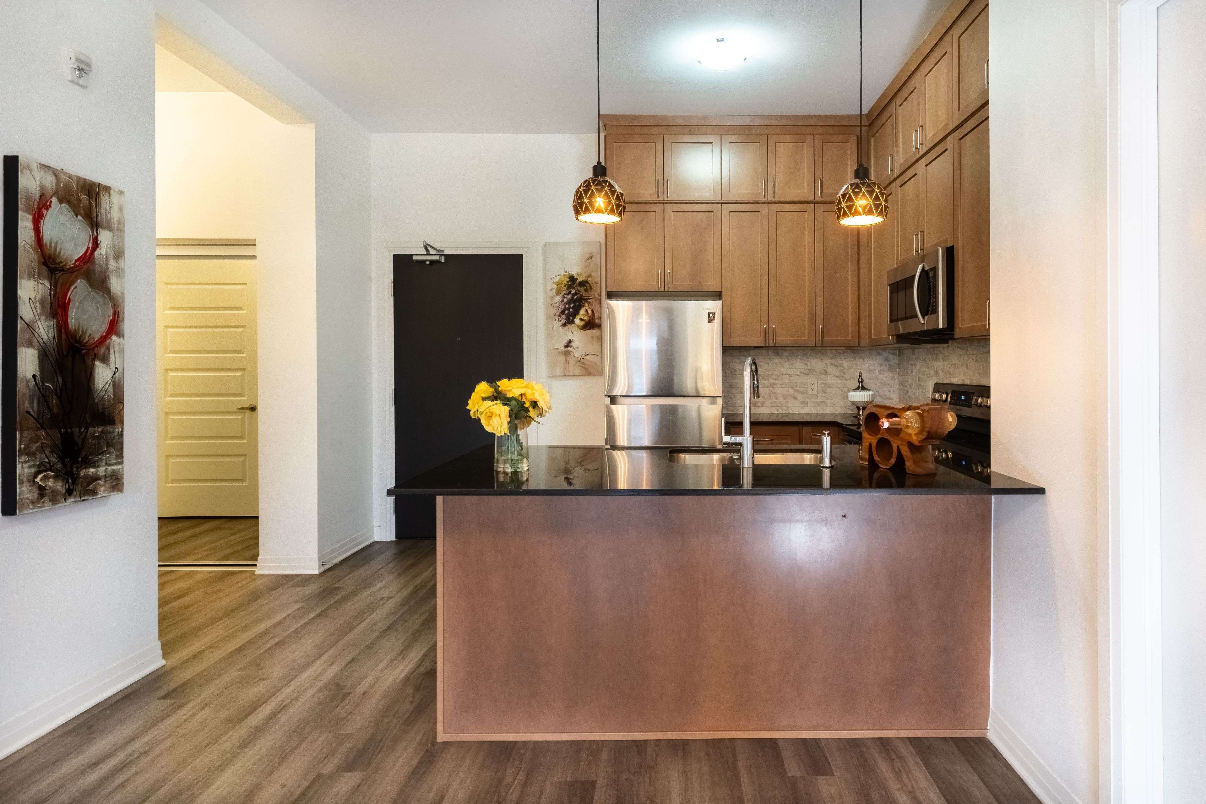 Oakville, ON L6H 0X2,102 Grovewood Common #634