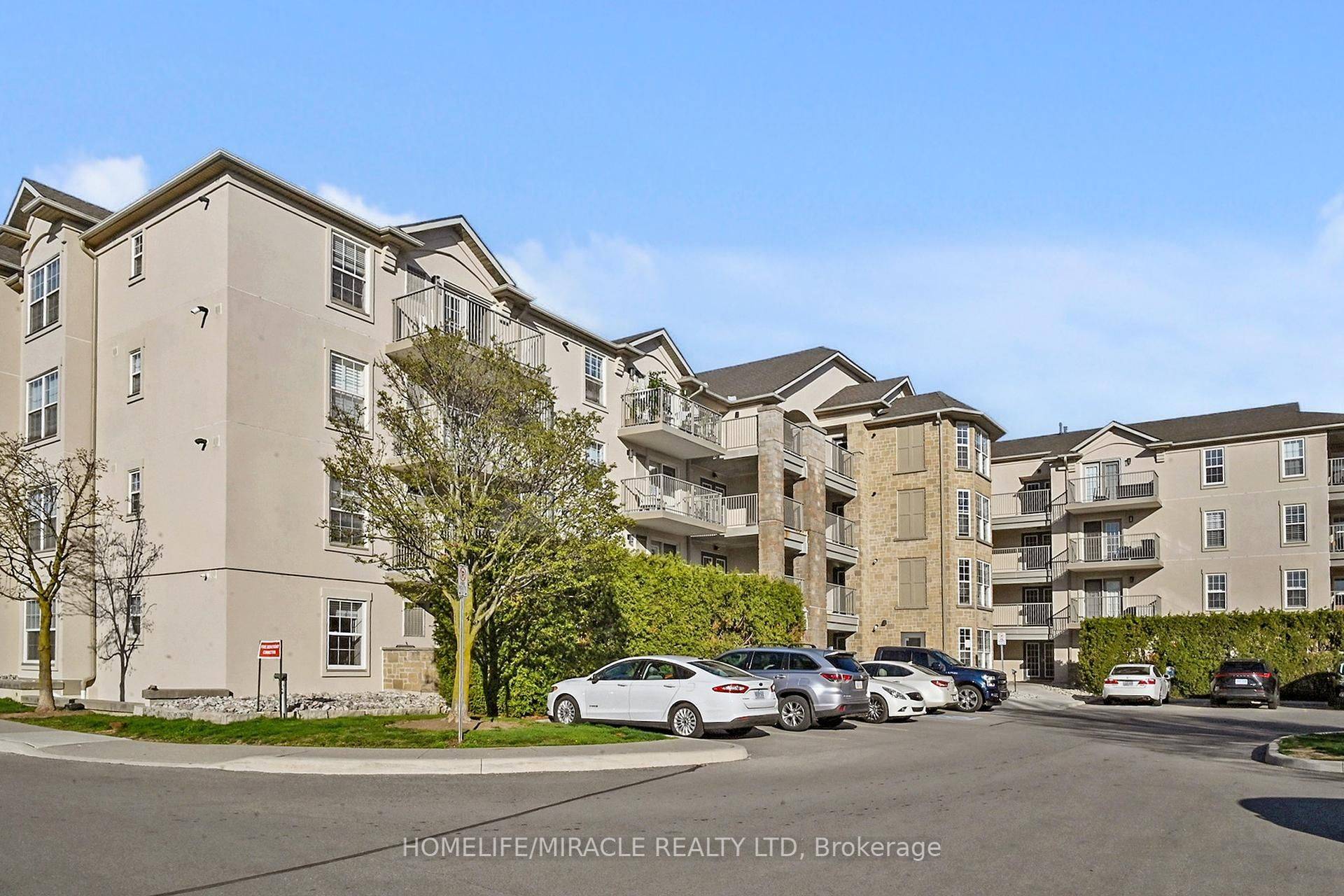Oakville, ON L6M 4M9,1440 Bishops Gate #306