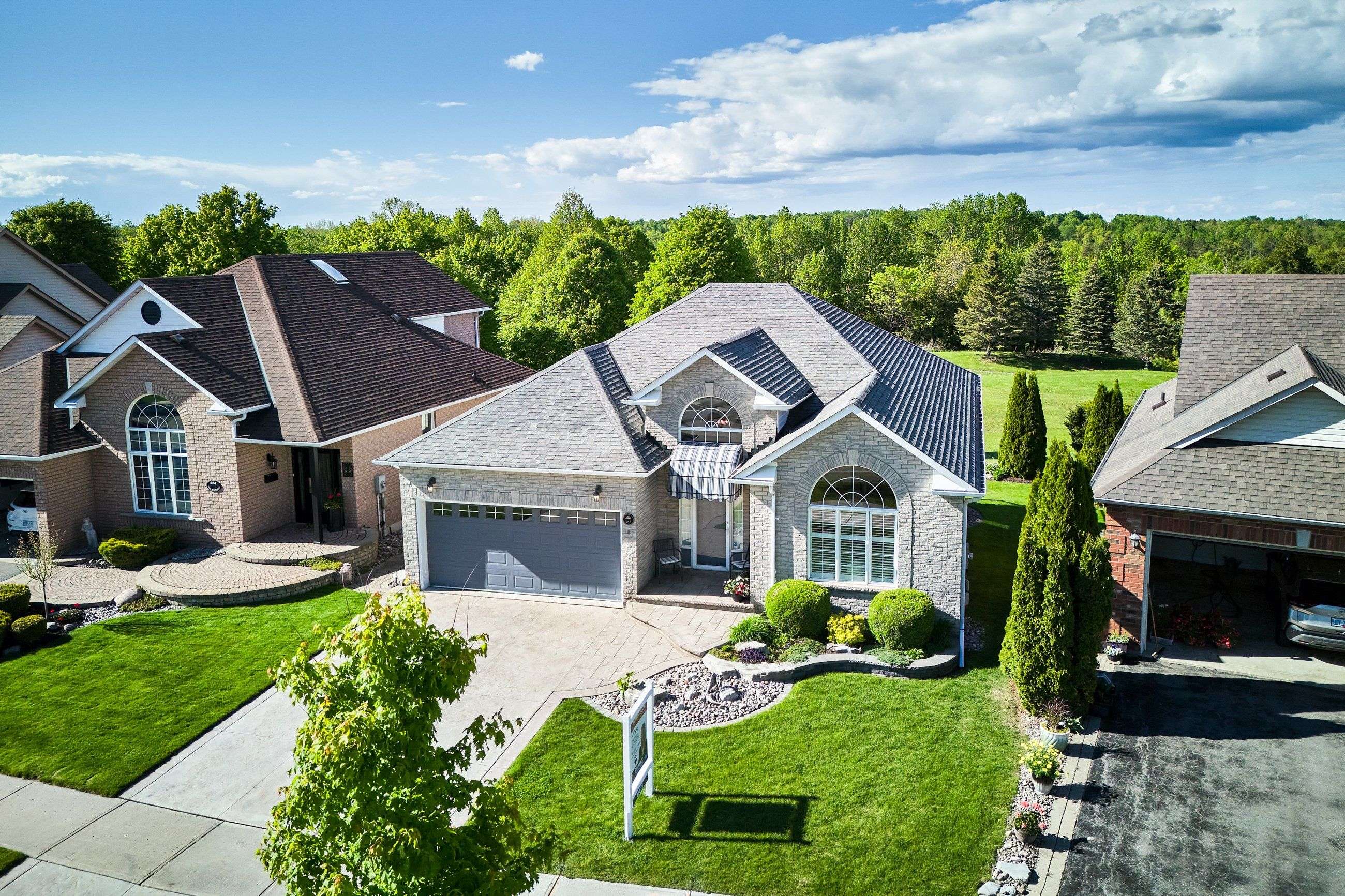 Scugog, ON L9L 1S4,247 Waterbury CRES