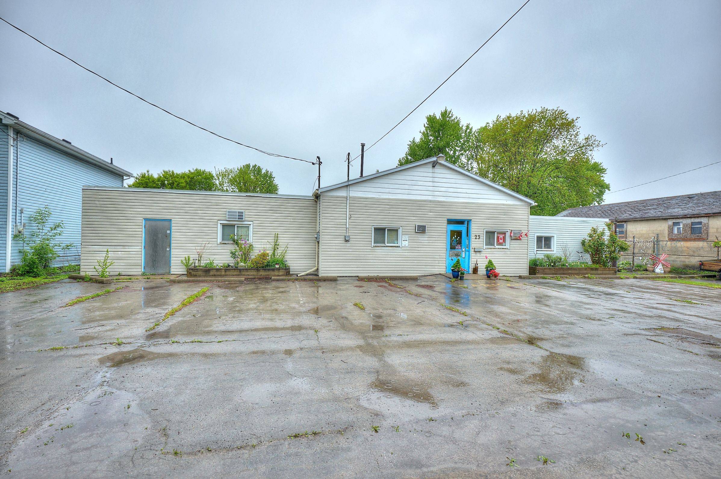 Port Colborne, ON L3K 2K8,23 Amelia ST