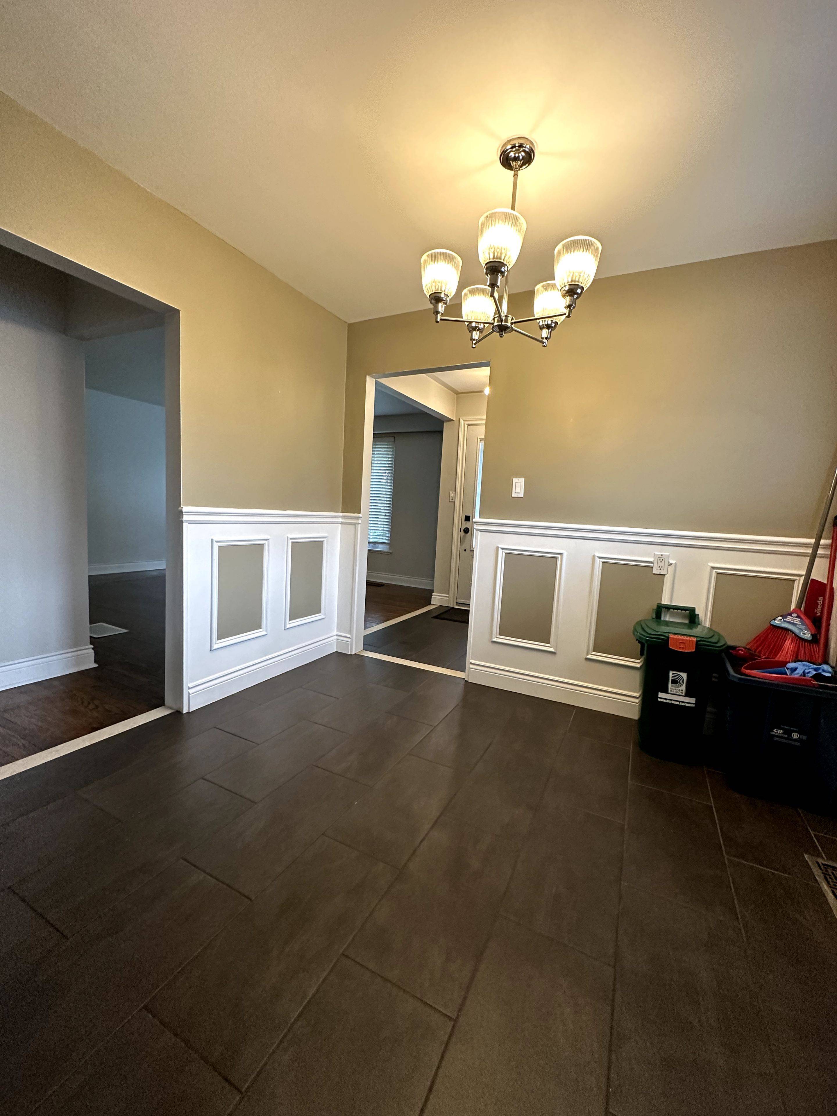 Pickering, ON L1W 1A9,695 Annland ST