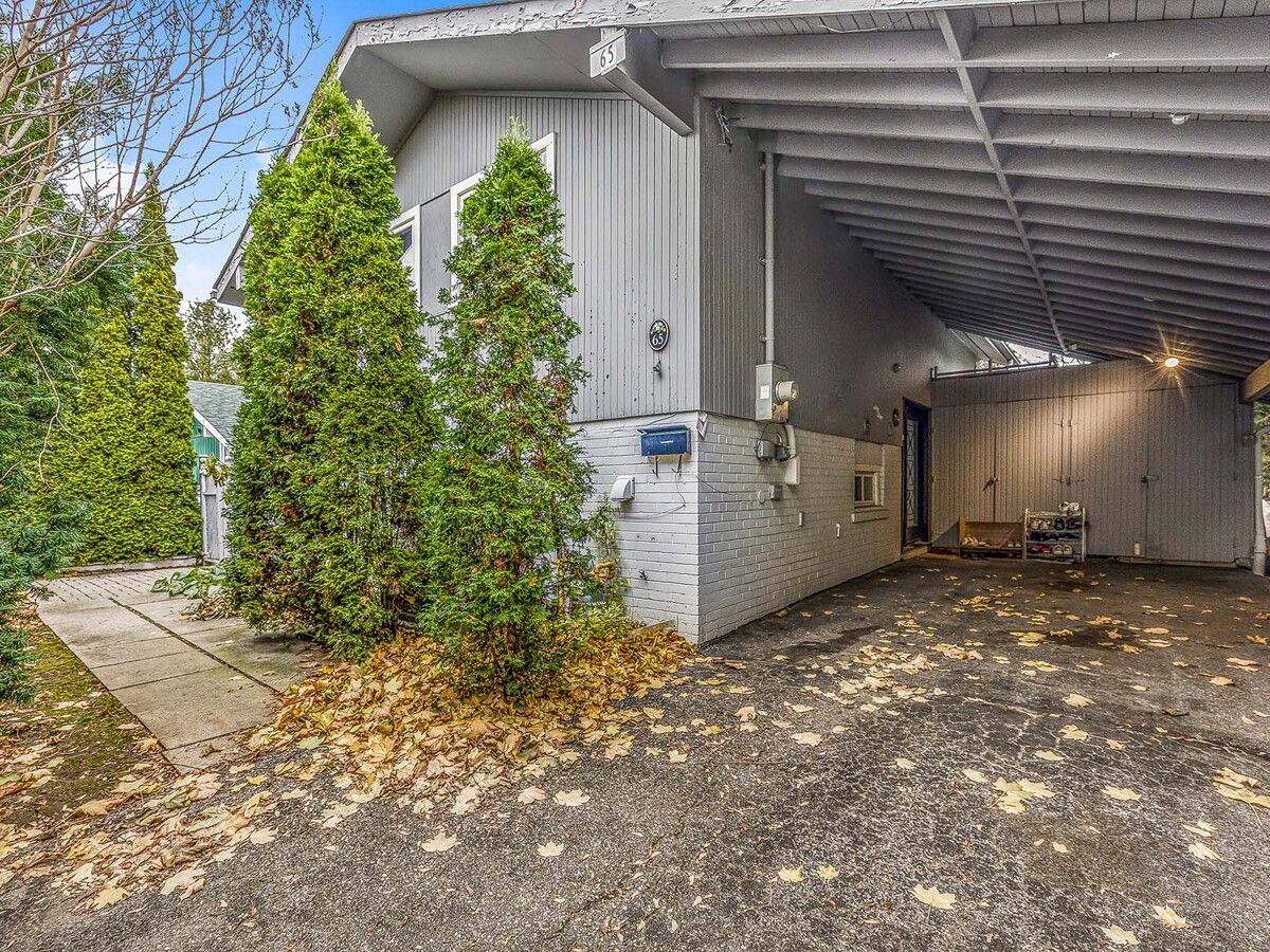 Toronto E09, ON M1G 3V1,65 Orton Park RD #side unit