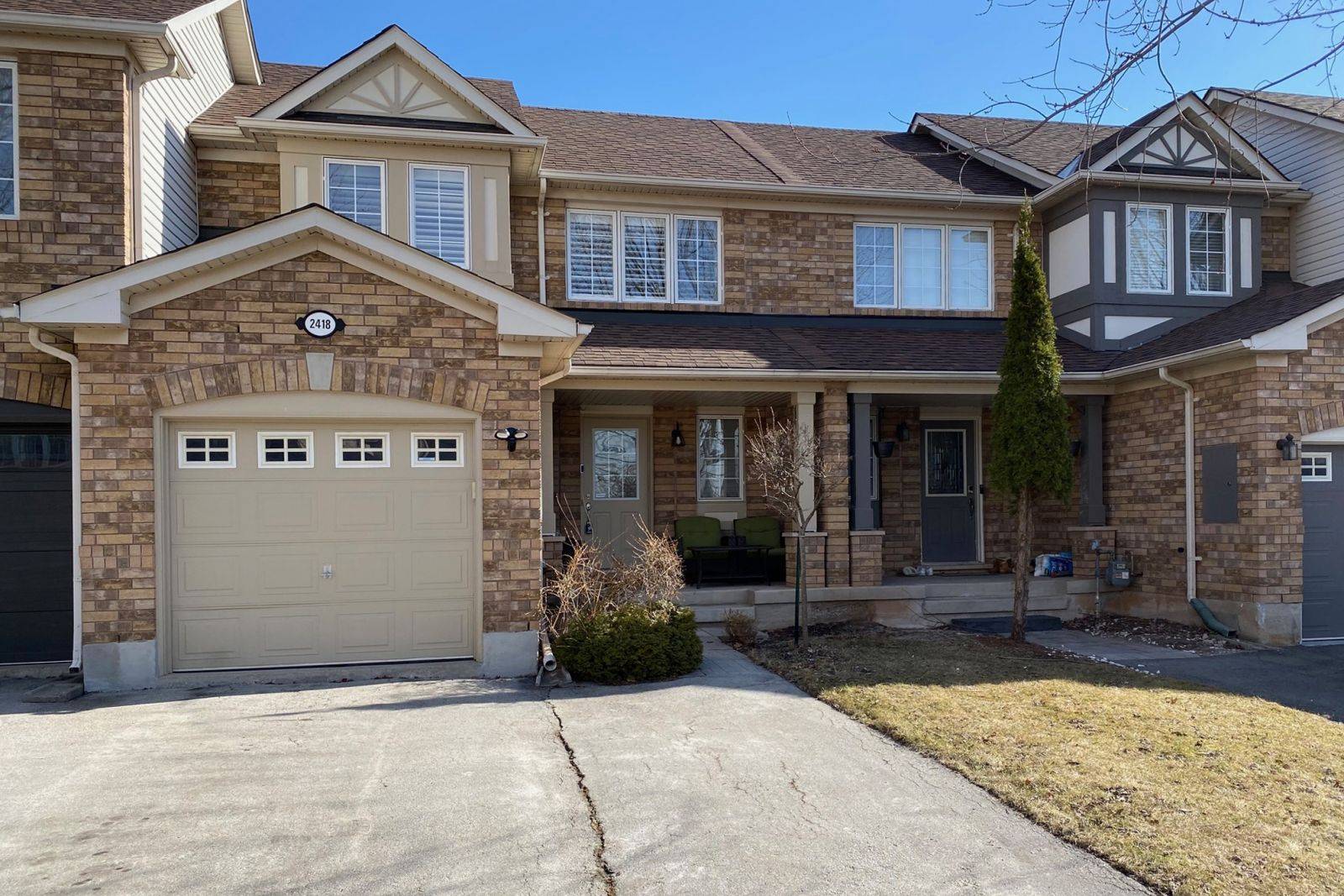 Oakville, ON L6M 4W9,2418 Baintree CRES