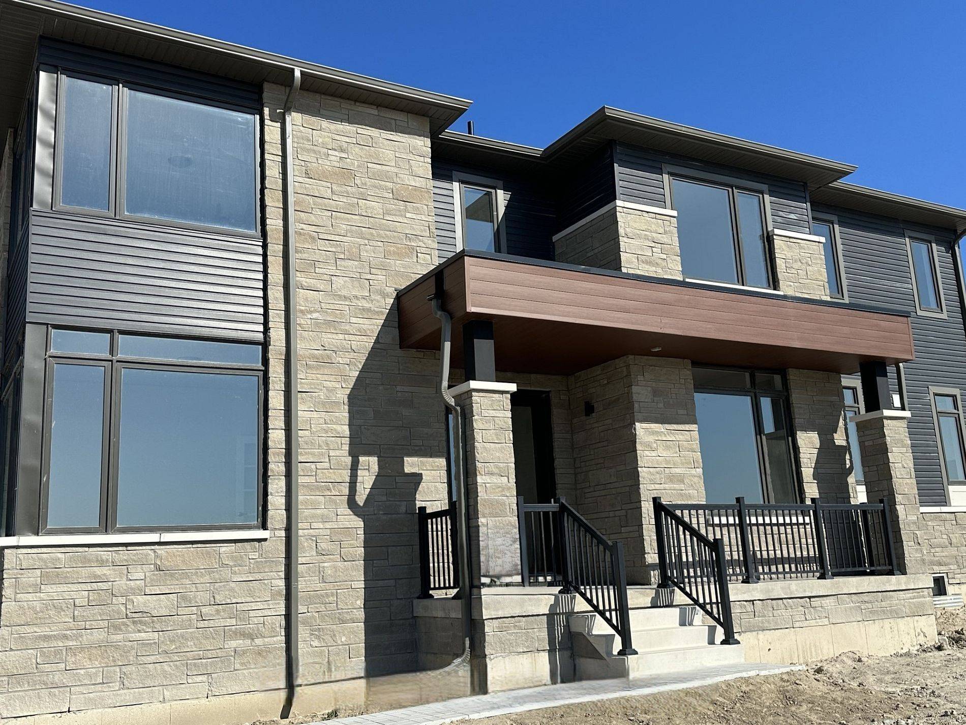 Wasaga Beach, ON L9Z 0N7,2 Del Ray CRES