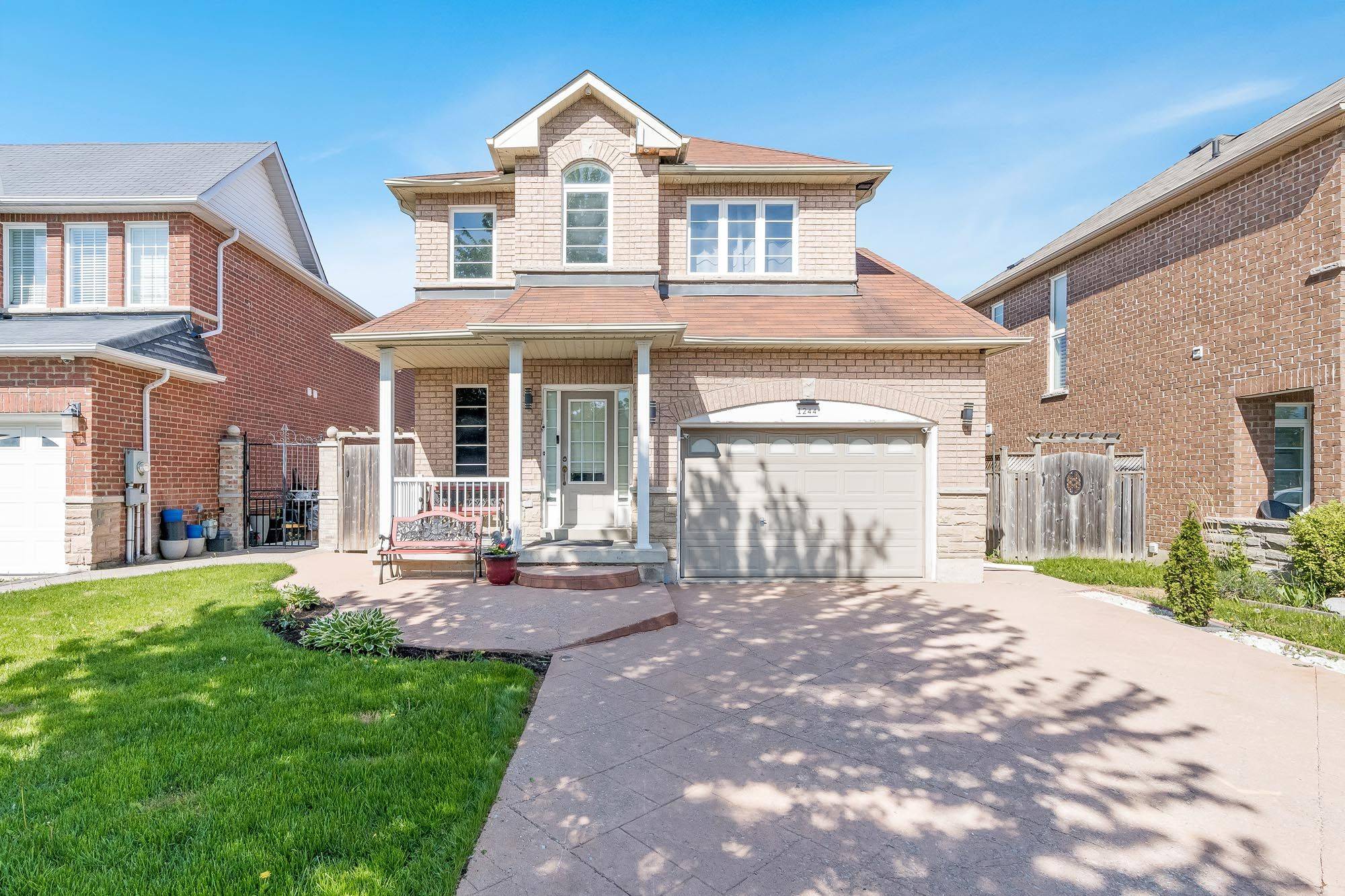 Innisfil, ON L9S 0E5,1244 Mary-Lou ST