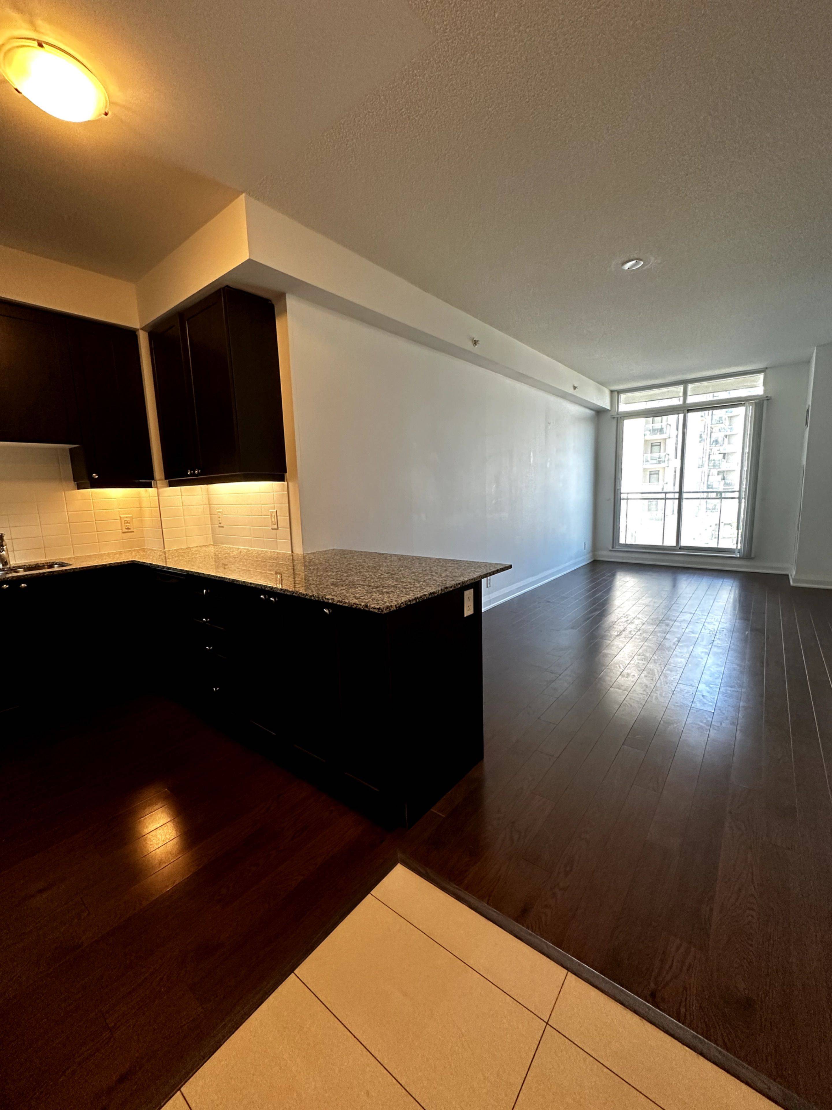 Vaughan, ON L4L 8C4,24 Woodstream BLVD #307