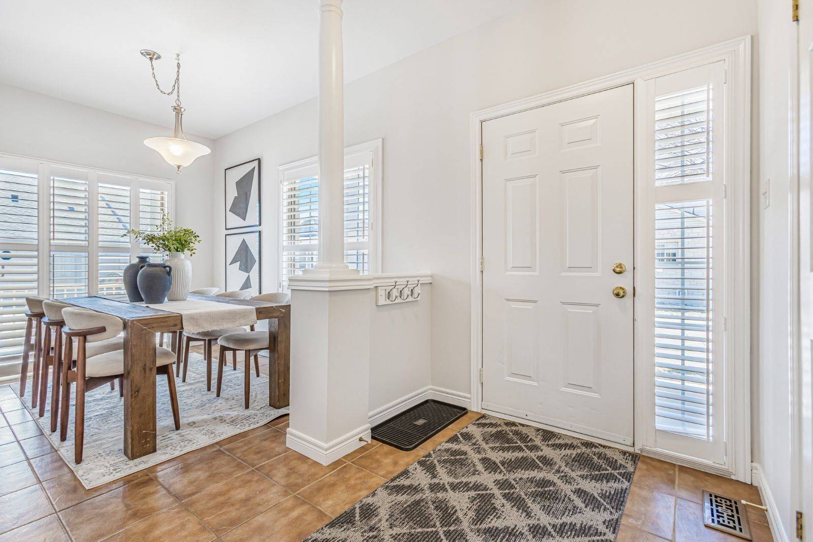 Hamilton, ON L0R 1C0,34 Southbrook DR #74