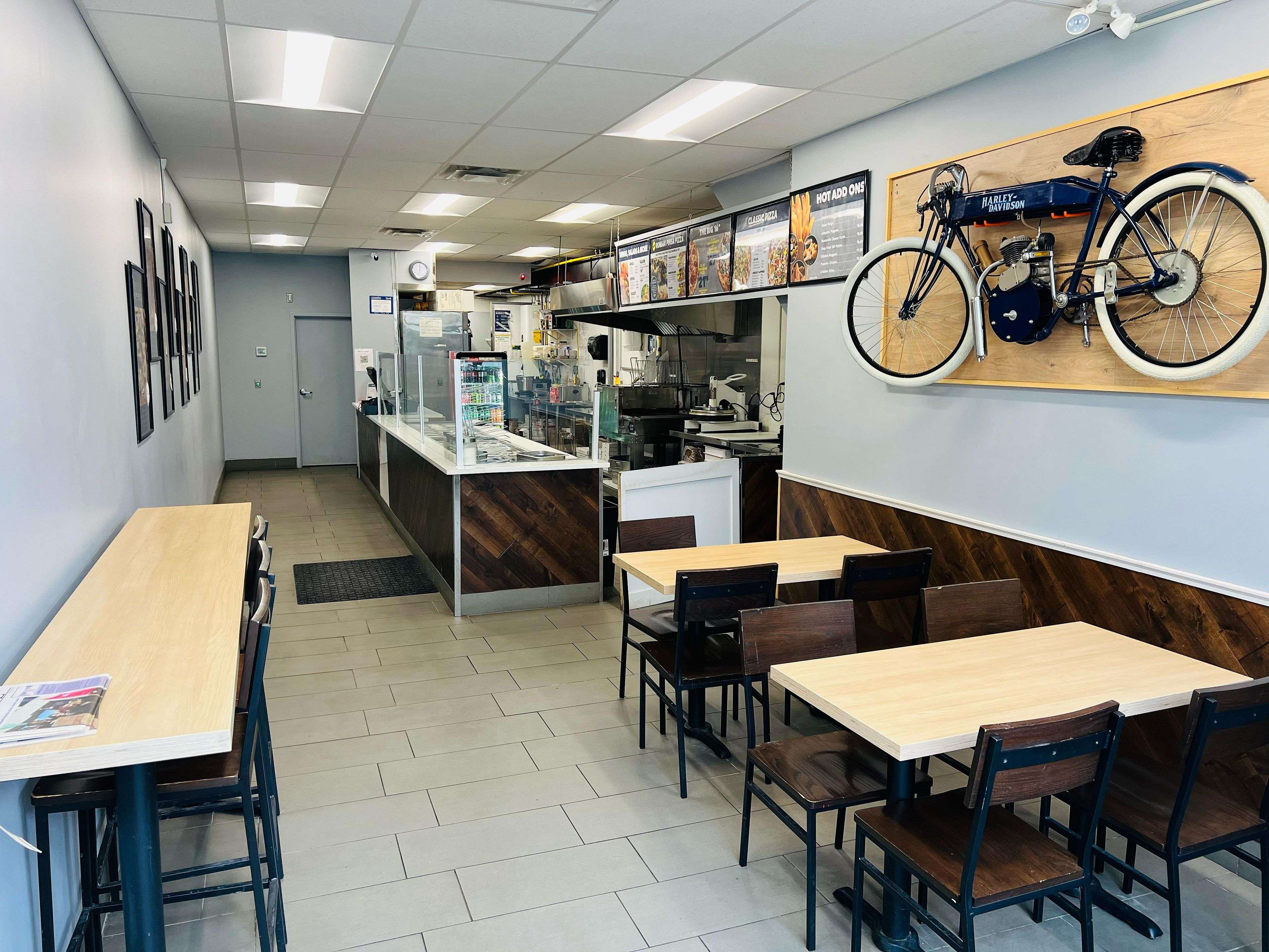 Lower Town - Sandy Hill, ON K1N 6P1,218 Laurier AVE E