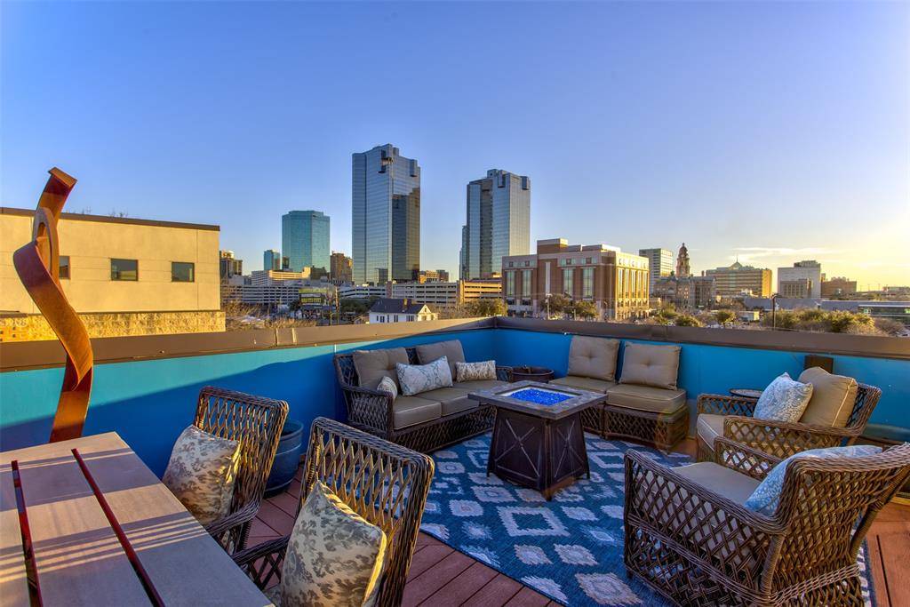 Fort Worth, TX 76102,600 E Bluff Street