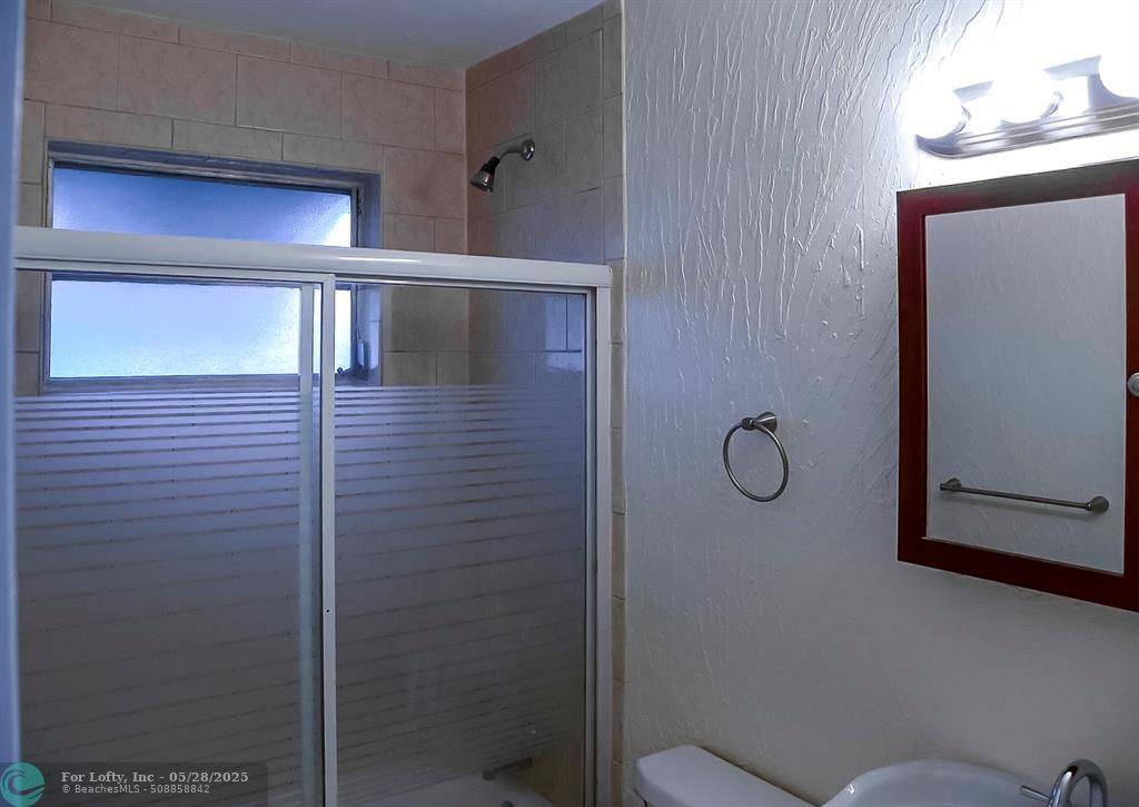 Sunrise, FL 33313,6877 NW 29th Ct