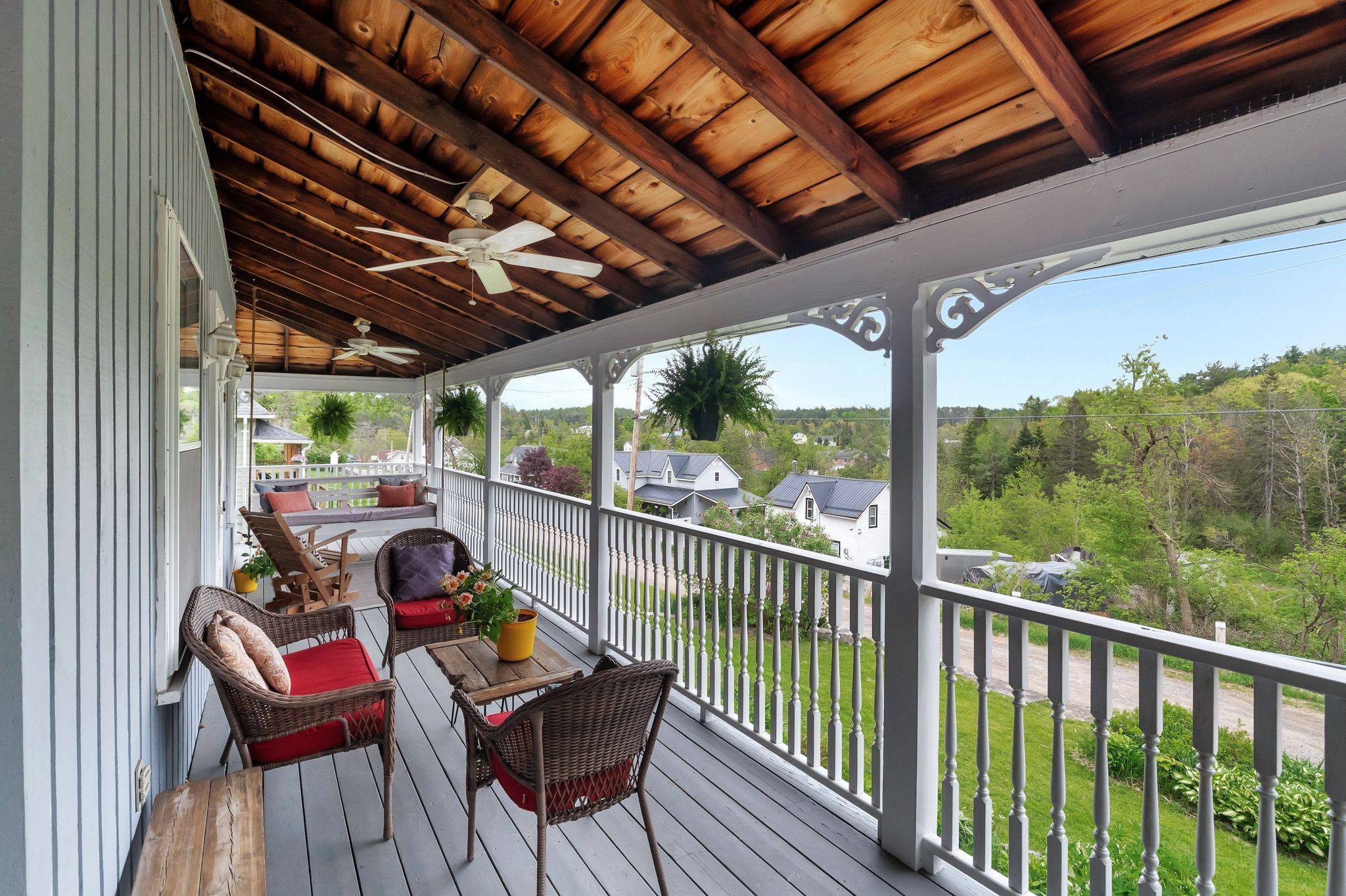 Kawartha Lakes, ON K0M 2A0,8 Bend ST