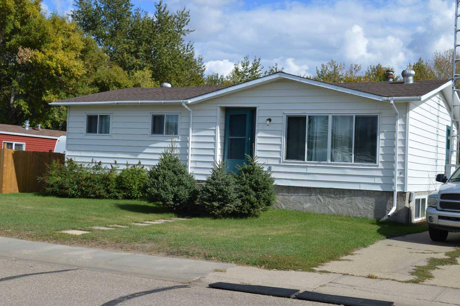 Sedgewick, AB T0B4C0,9 Mackenzie DR