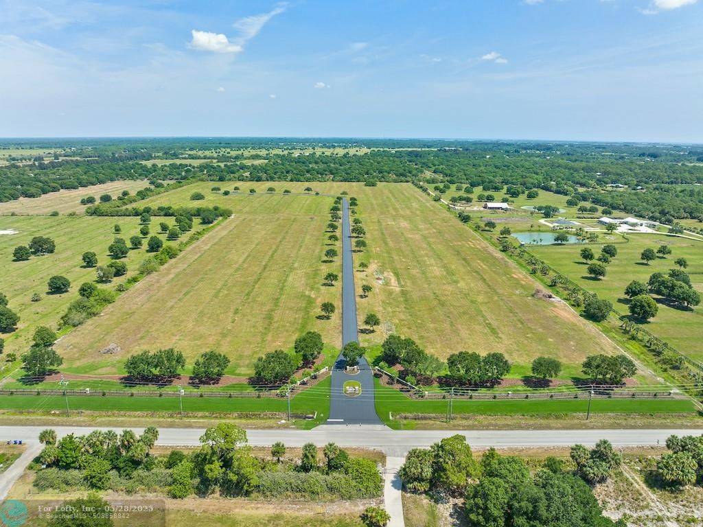 Vero Beach, FL 32967,7100 71st Court