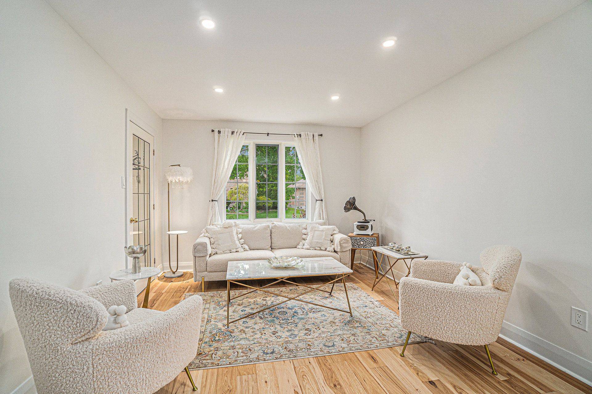 Stittsville - Munster - Richmond, ON K2S 1W2,23 Springwood CIR