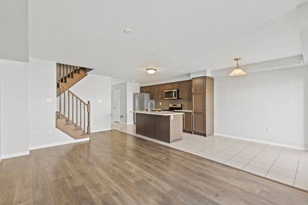 Niagara Falls, ON L2H 3S2,7765 Redbud LN