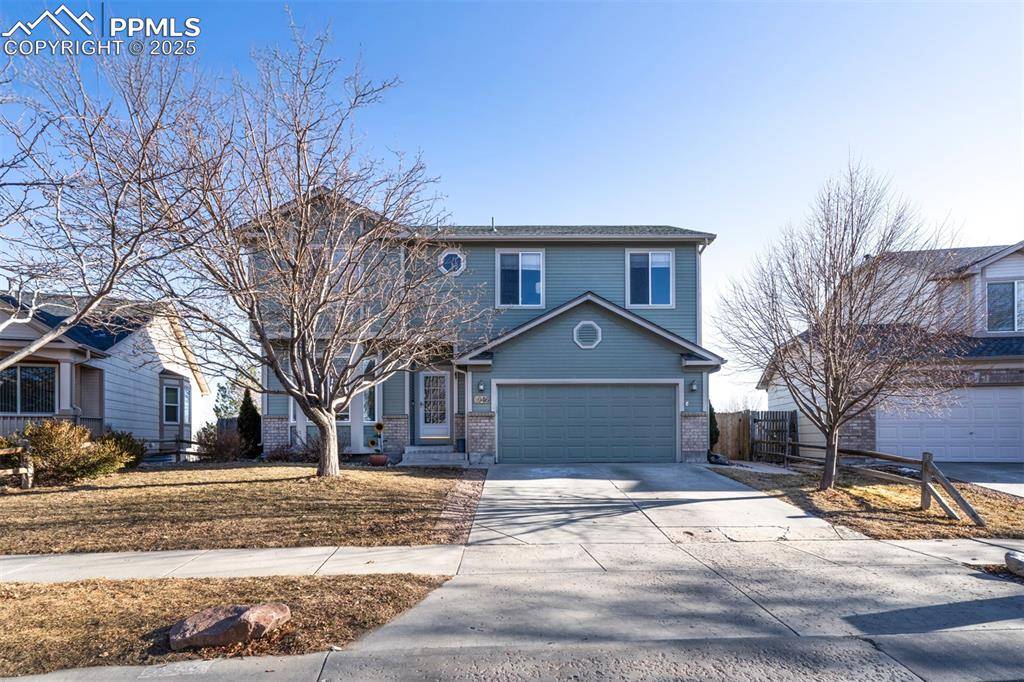 Colorado Springs, CO 80922,3946 Happy Jack DR