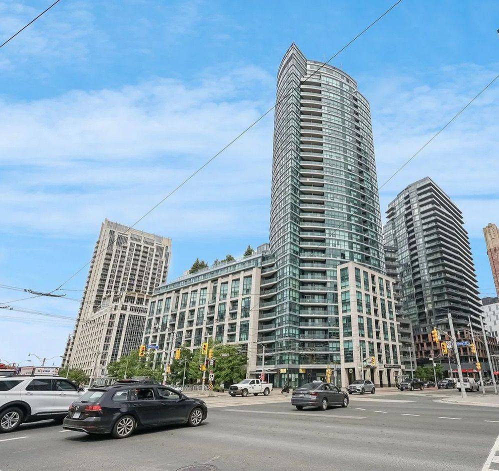 Toronto C01, ON M5V 1B7,600 Fleet ST W #413