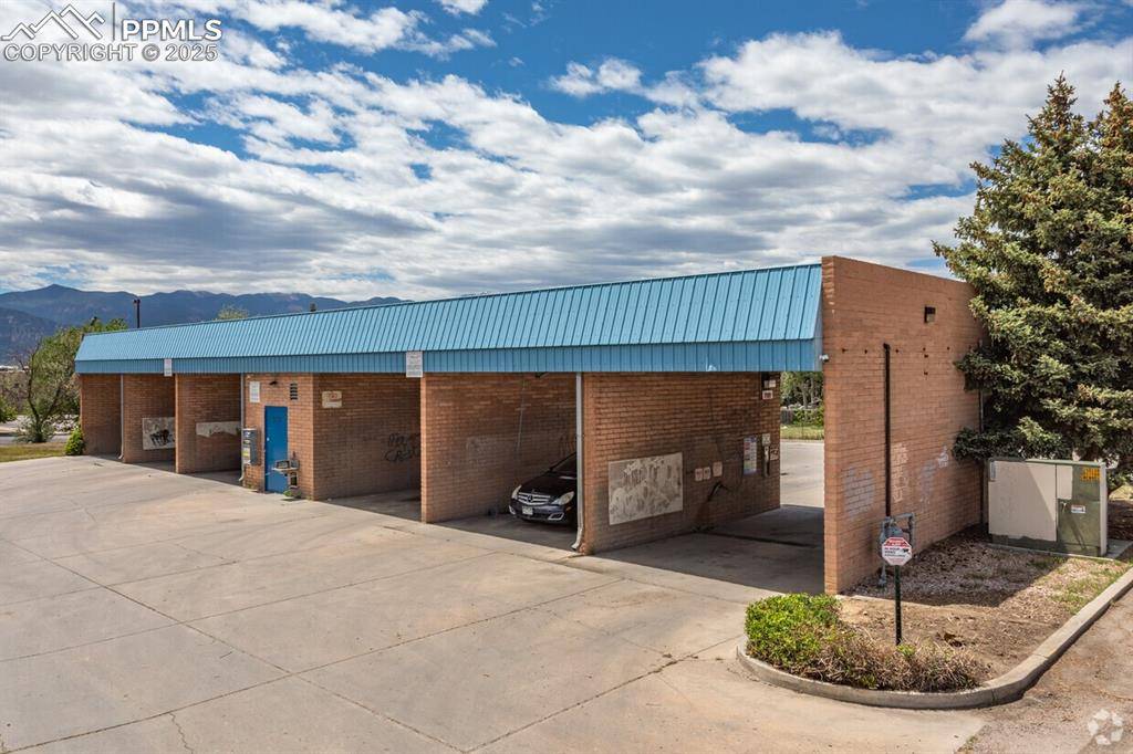 Colorado Springs, CO 80916,2170 Jetwing DR