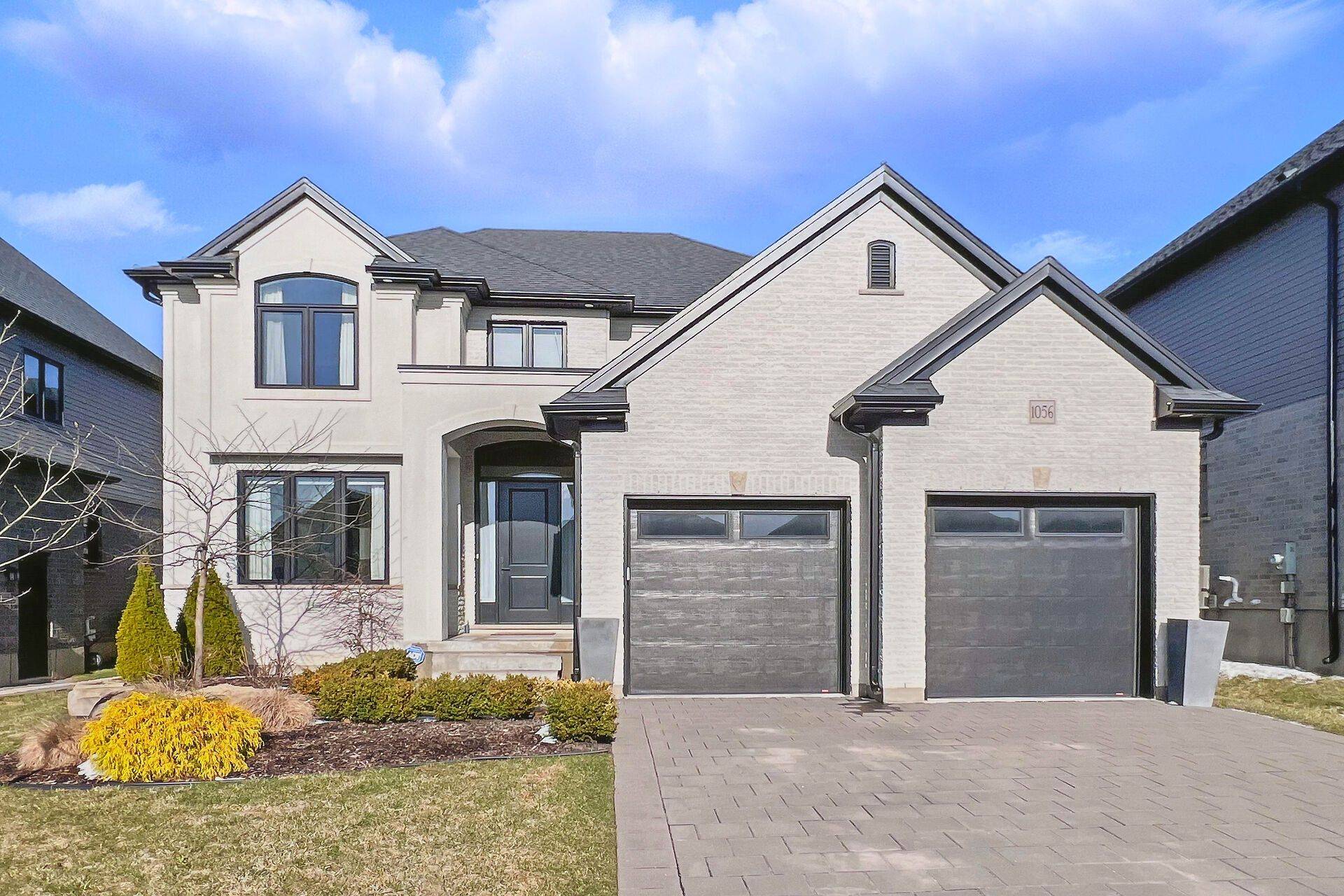 London South, ON N6K 4Z3,1056 Trailsway AVE