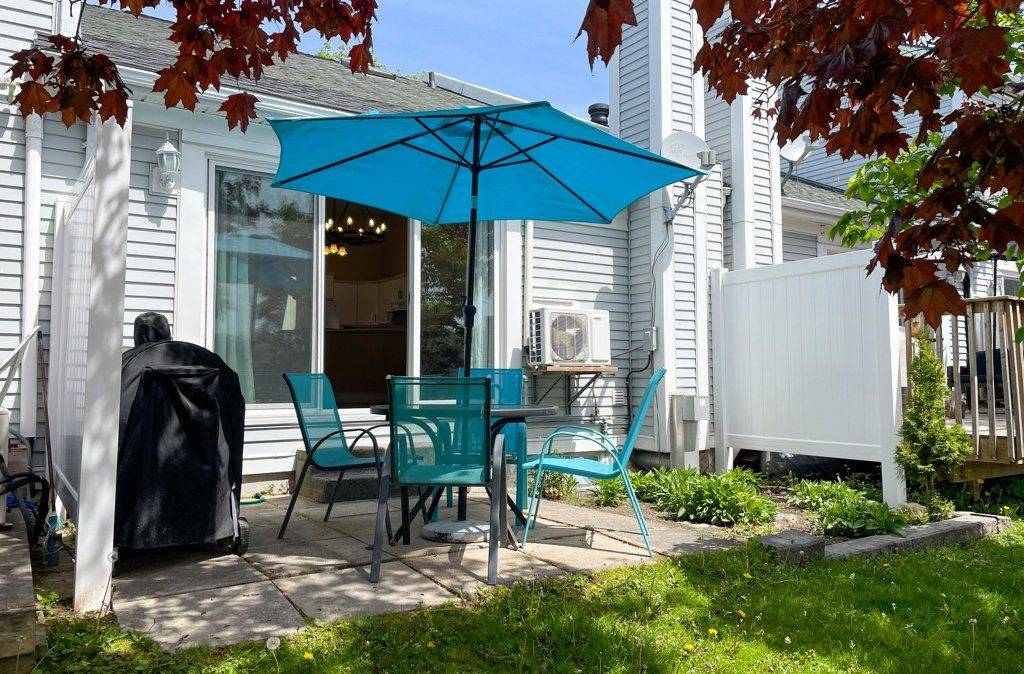 Meaford, ON N4L 1R4,83 Victoria ST #11