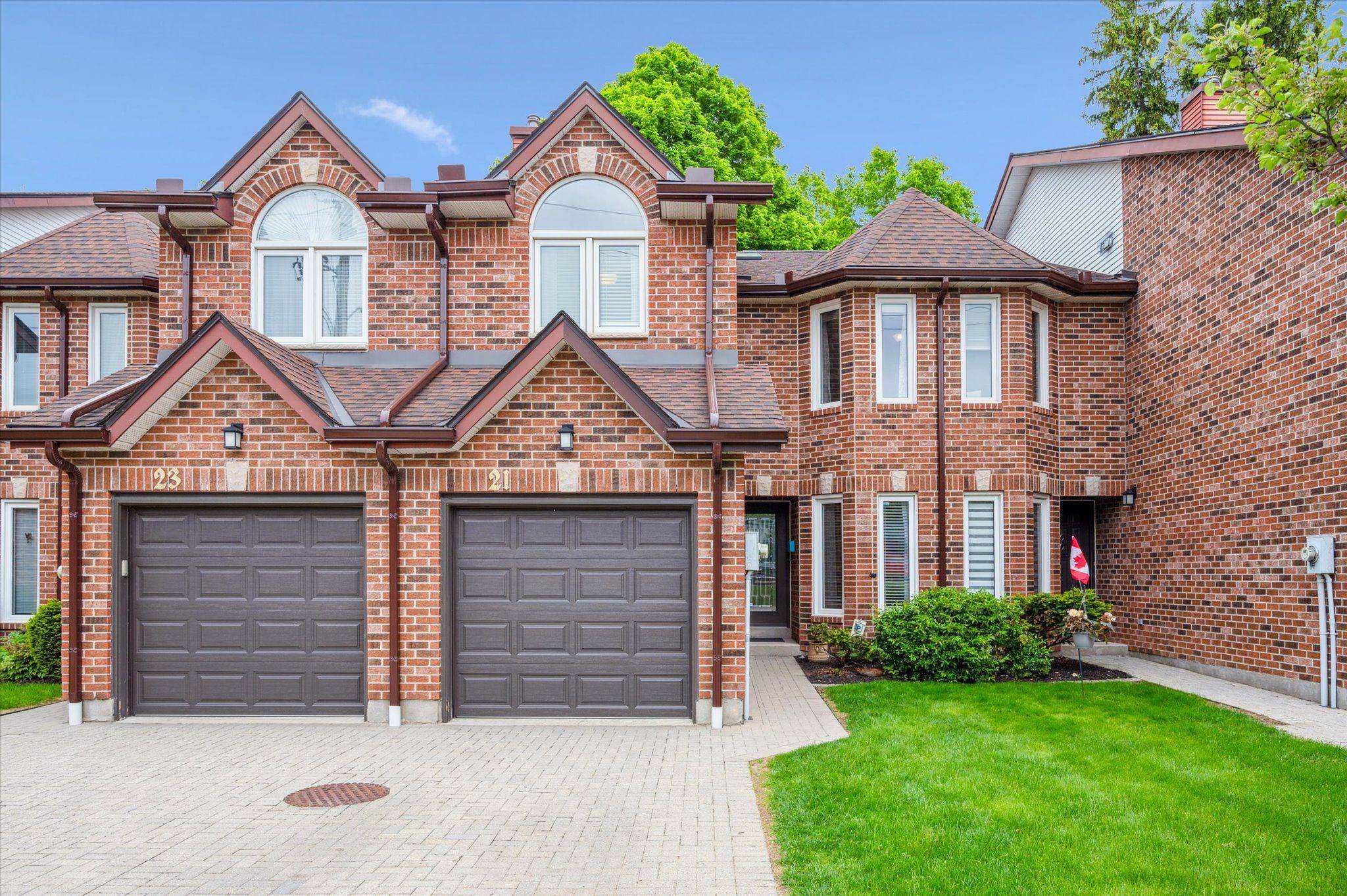 Guelph, ON N1H 1G9,21 Marilyn DR