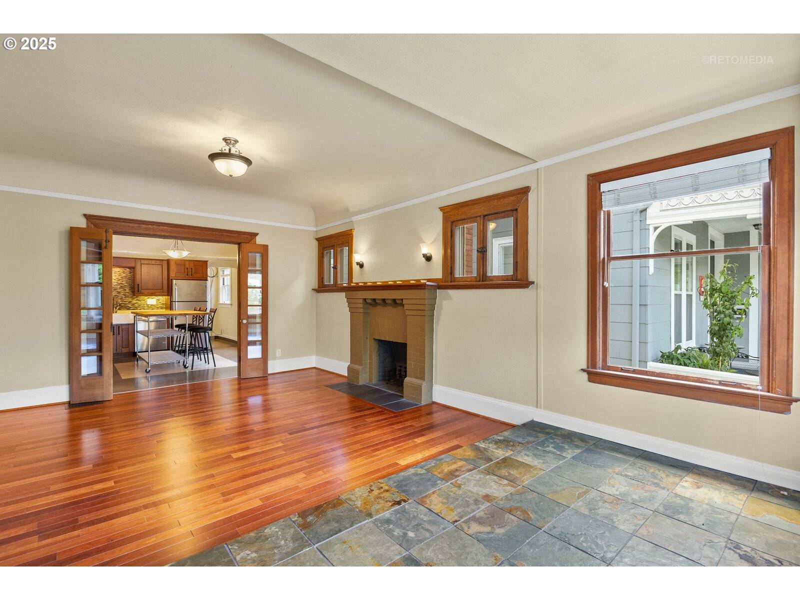 Portland, OR 97210,2222 NW IRVING ST
