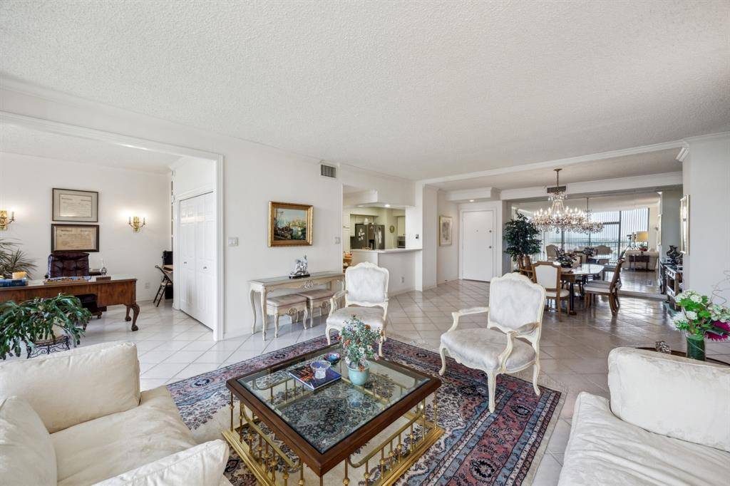 Dallas, TX 75248,5200 Keller Springs Road #1310