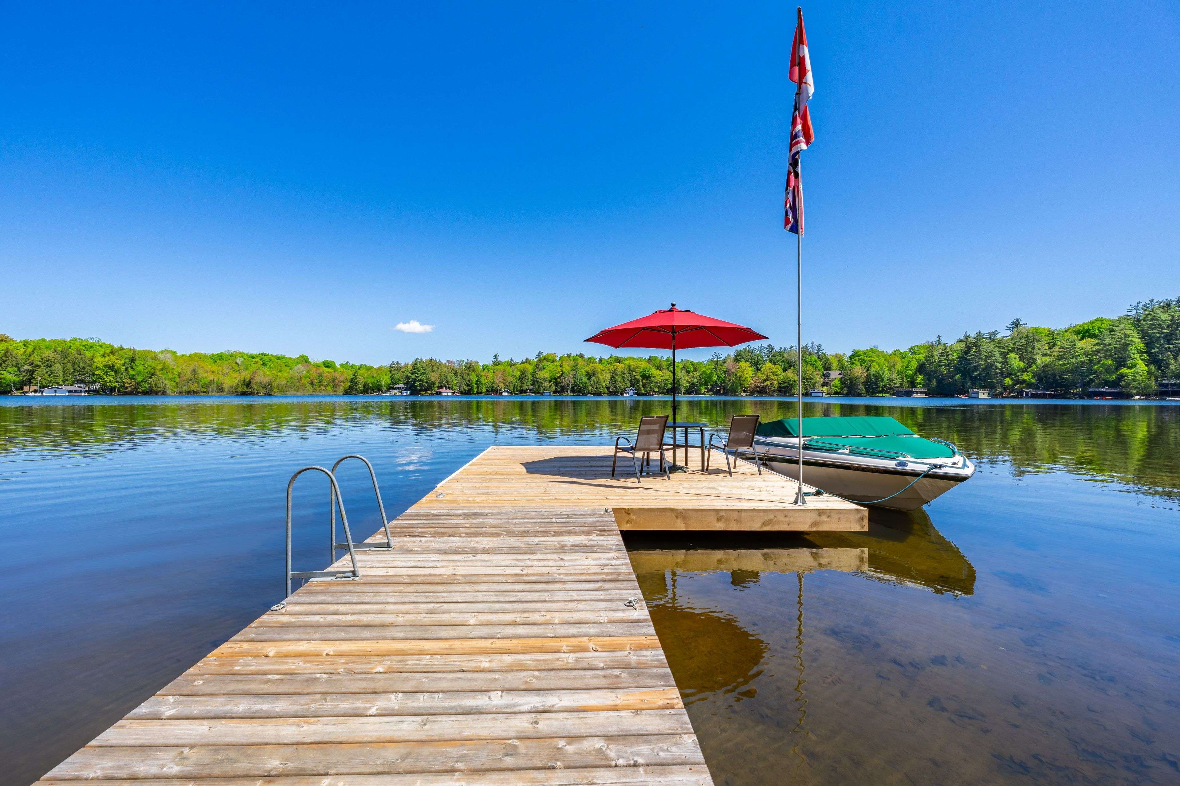 Muskoka Lakes, ON P0B 1J0,1116 Sagamo BLVD